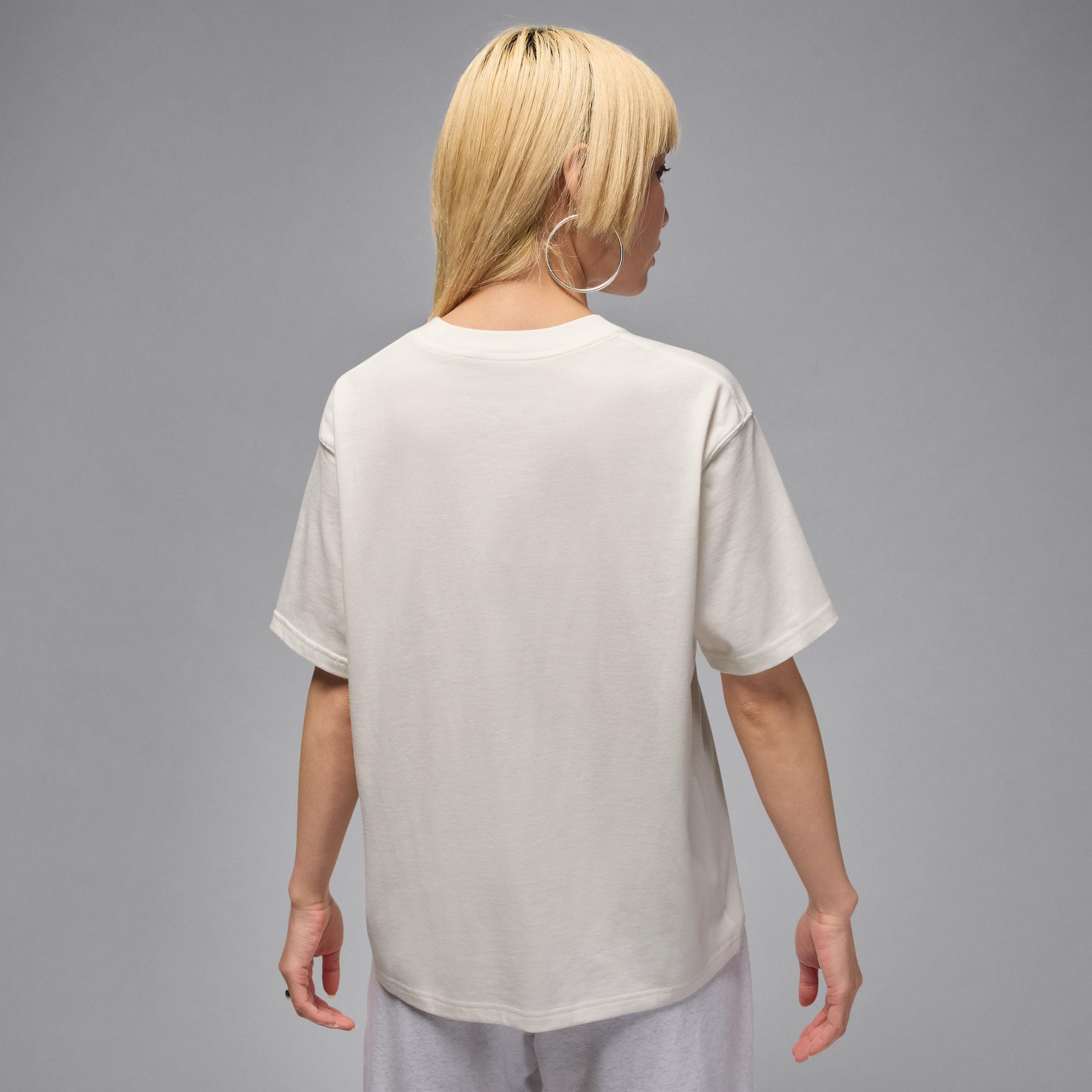 Womens Jordan Flight Graphic T-Shirt | IB9943-133 Product Image