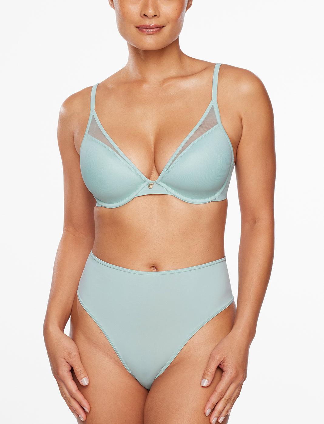 24/7® Classic Uplift Plunge Bra Product Image