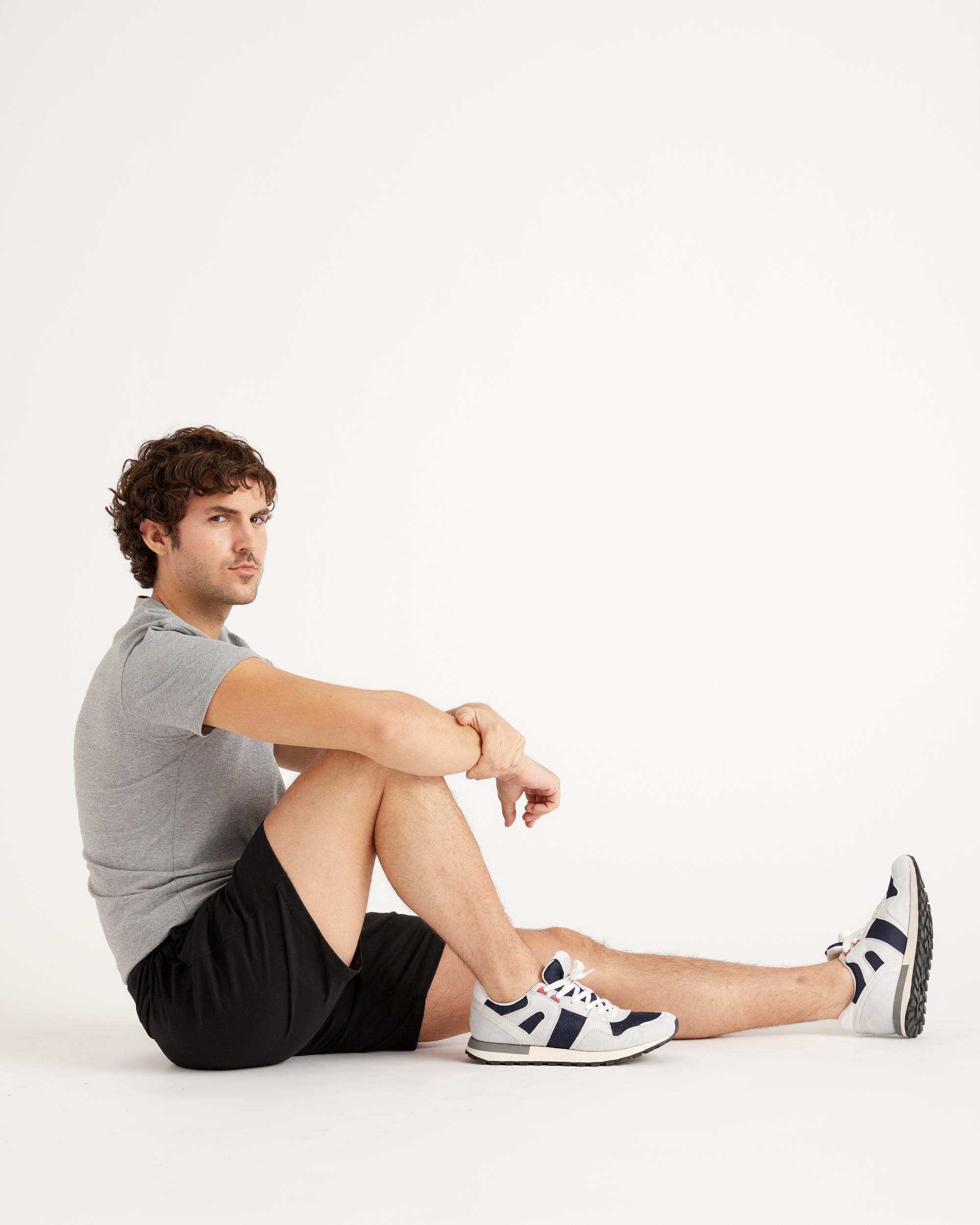 Quince | Men's Flowknit Performance Shorts 7.5" Recycled Polyester Product Image