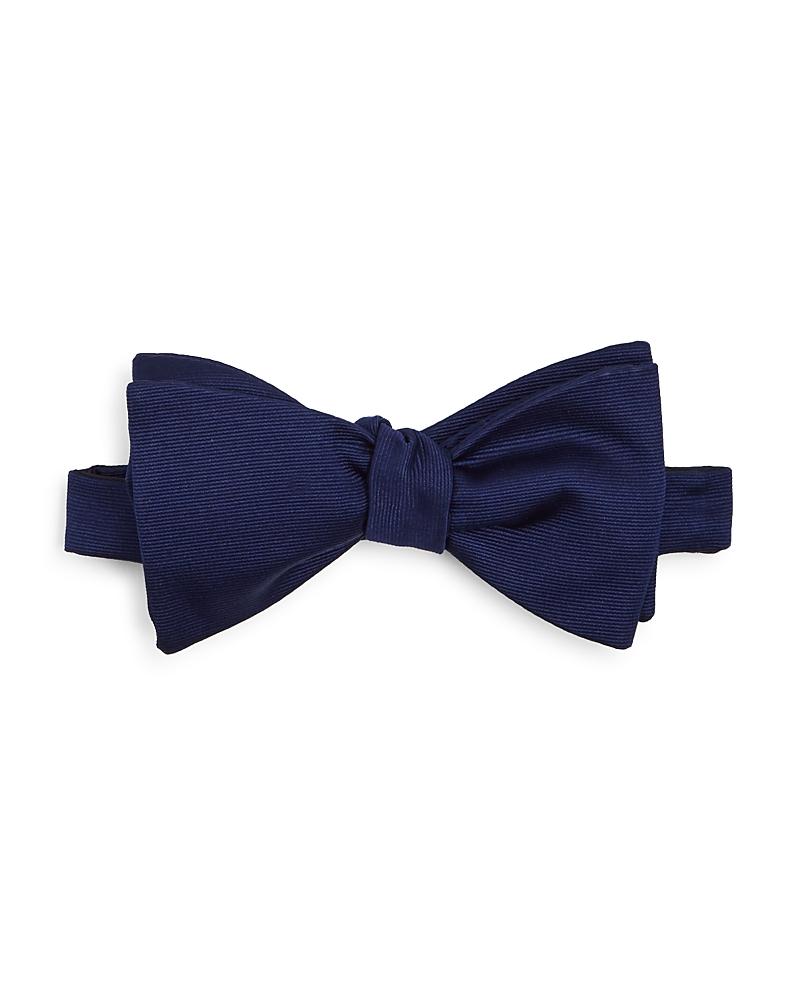 Mens Grosgrain Silk Pre-Tied Bow Tie Product Image