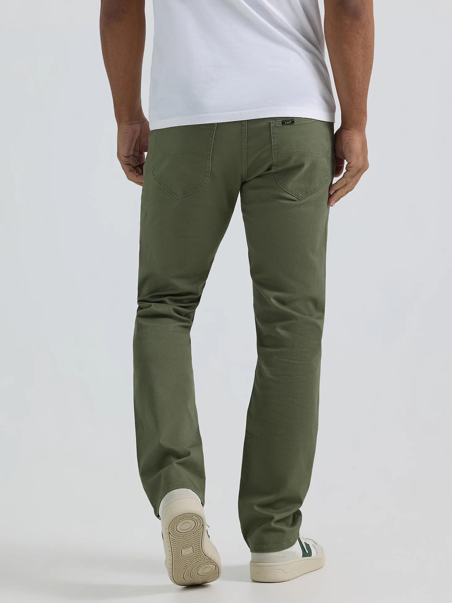 Men's Extreme Motion Regular Straight Twill Jean | Men's Jeans | Lee® Product Image