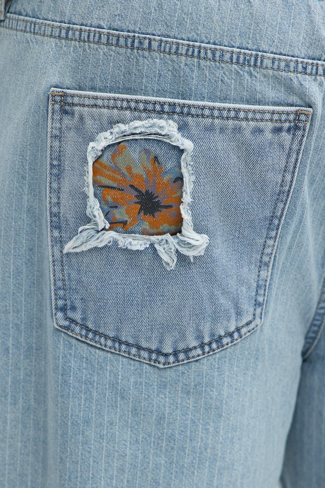 Relaxed Contrast Distressed Denim Short - Medium Wash Product Image