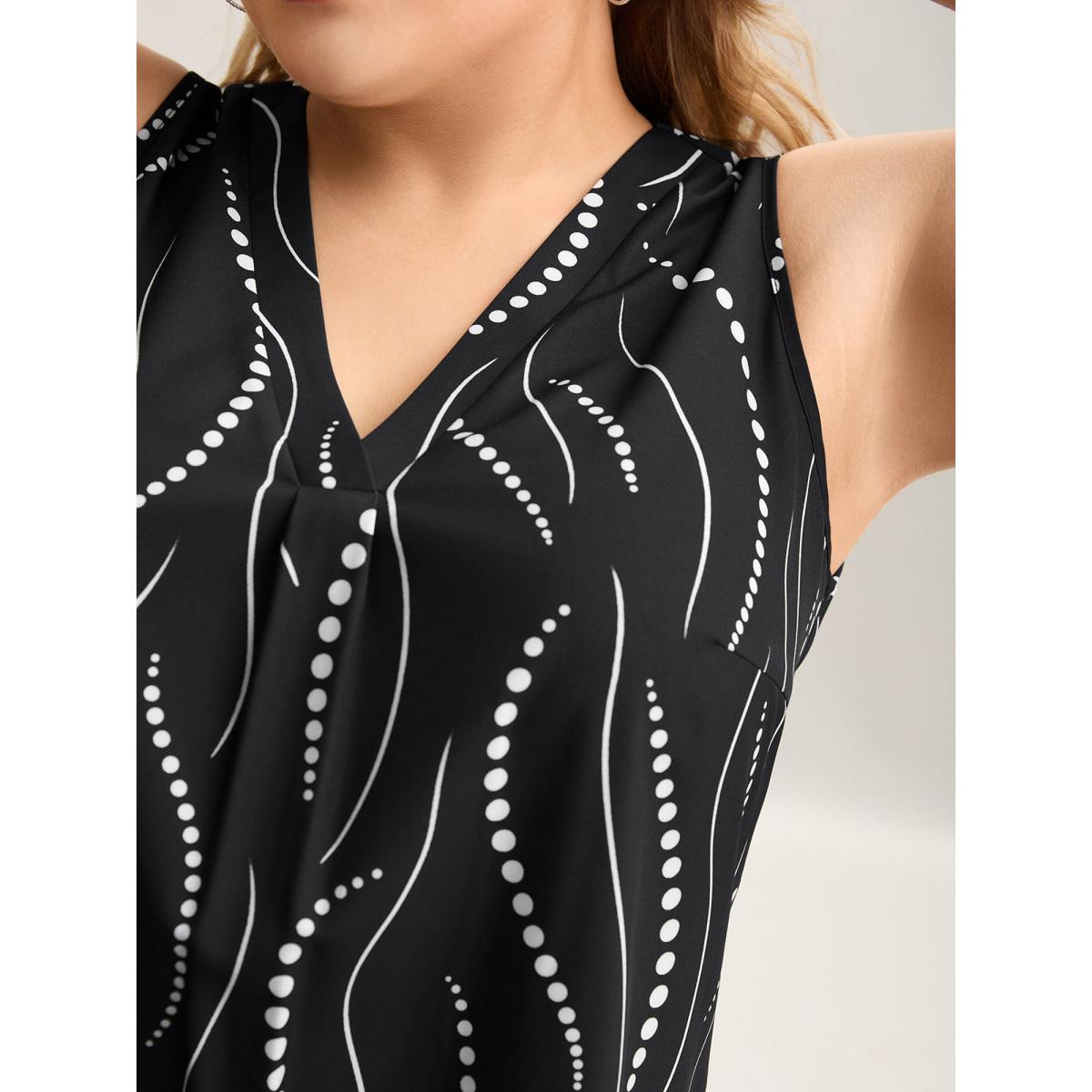 Plus Size Geometric Print Pleated Front Sleeveless Top Women Black Casual Pleated V-neck Everyday Tank Tops Camis BloomChic 22-24/3X Product Image