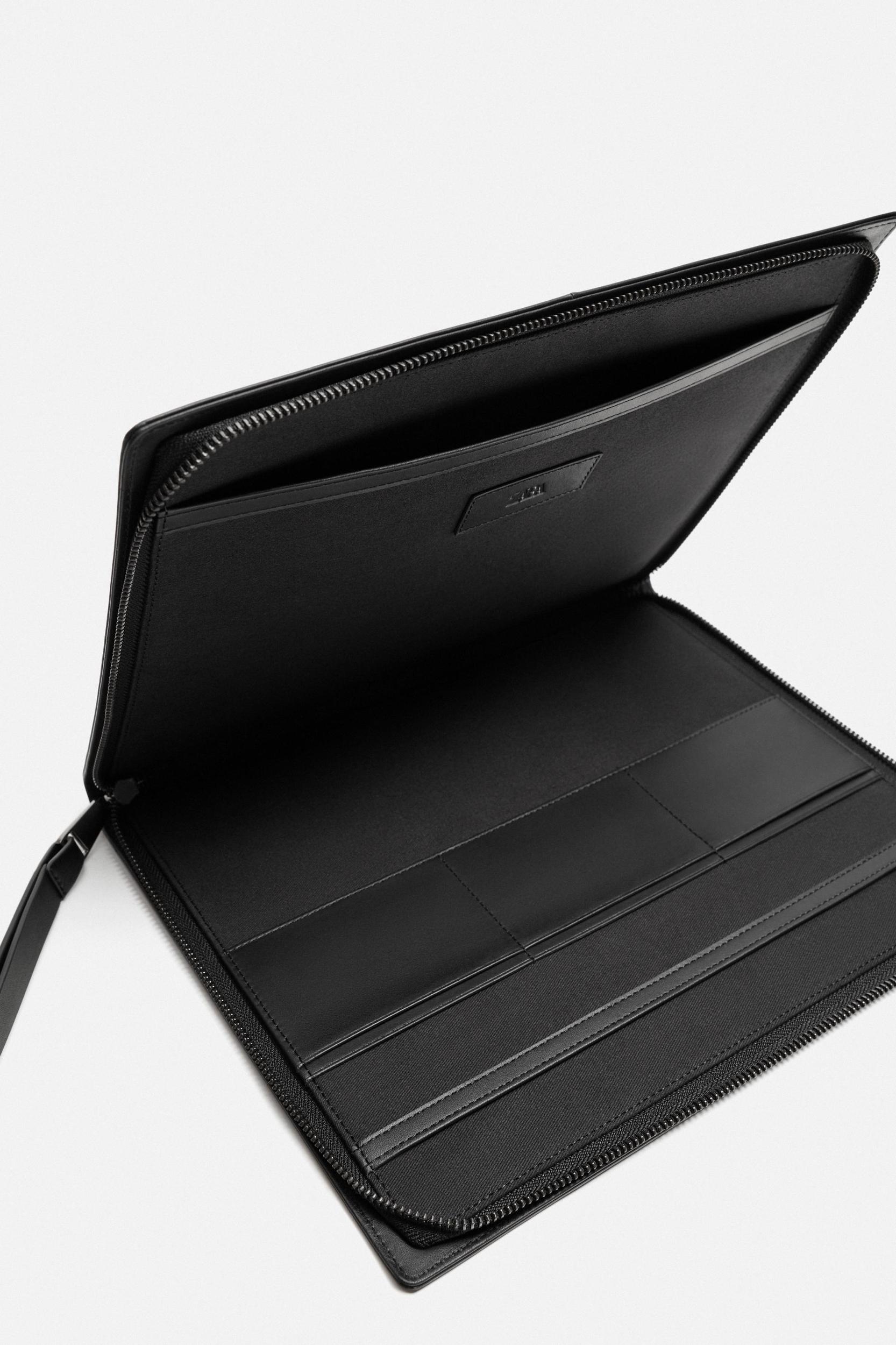 LEATHER CLUTCH Product Image