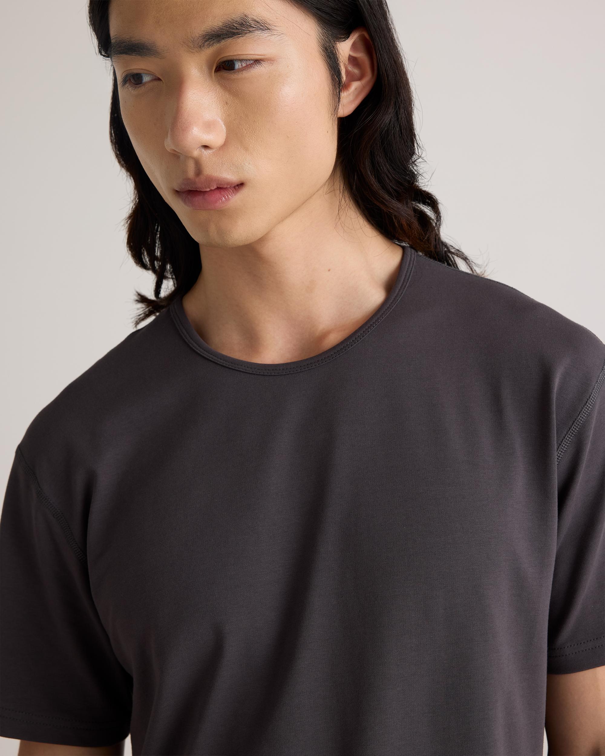 Quince | Men's Flex Curve Crewneck T-Shirt Organic Cotton Product Image