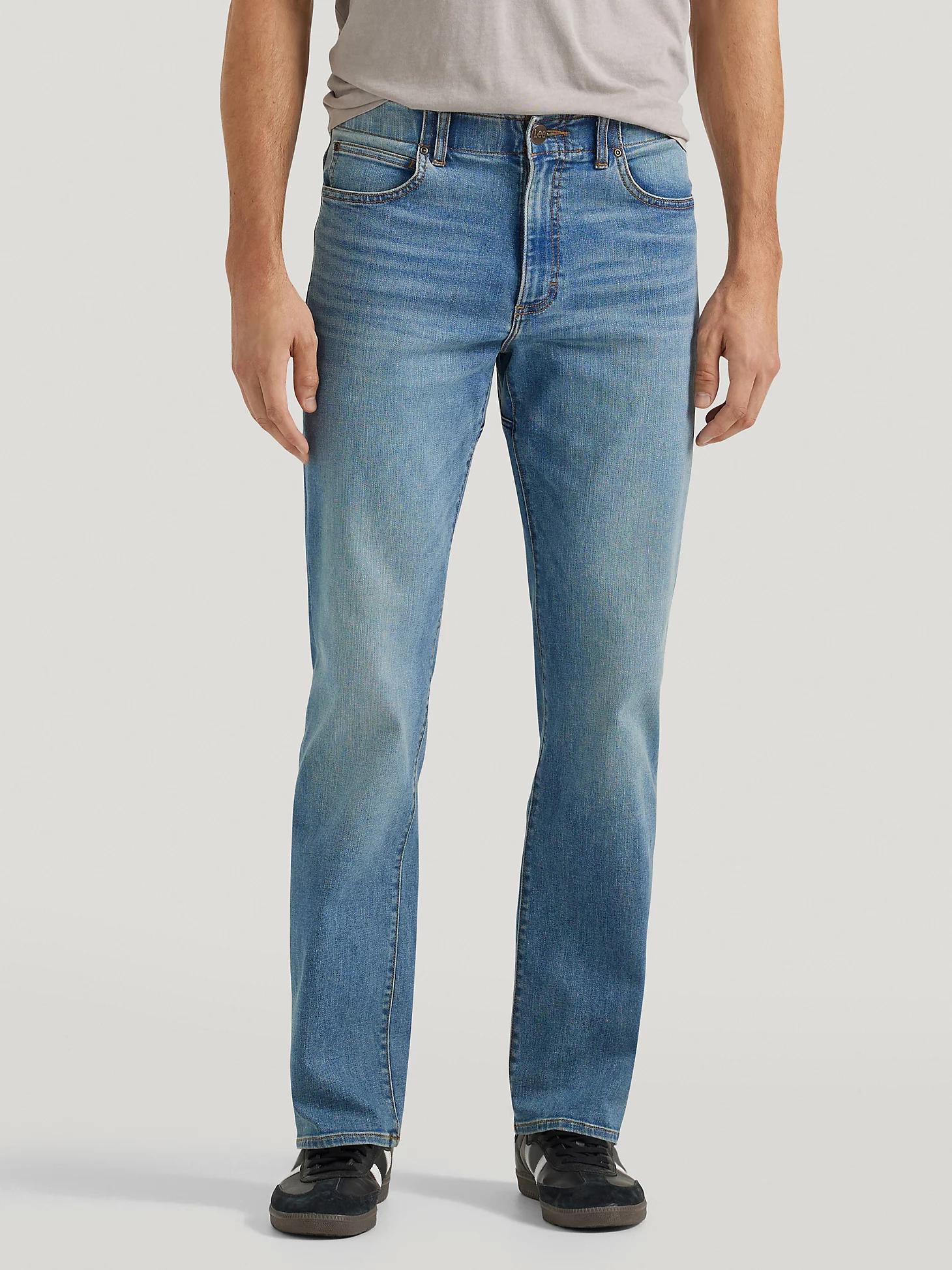 Men's Extreme Motion MVP Regular Straight Jean | Men's Jeans | Lee® Product Image