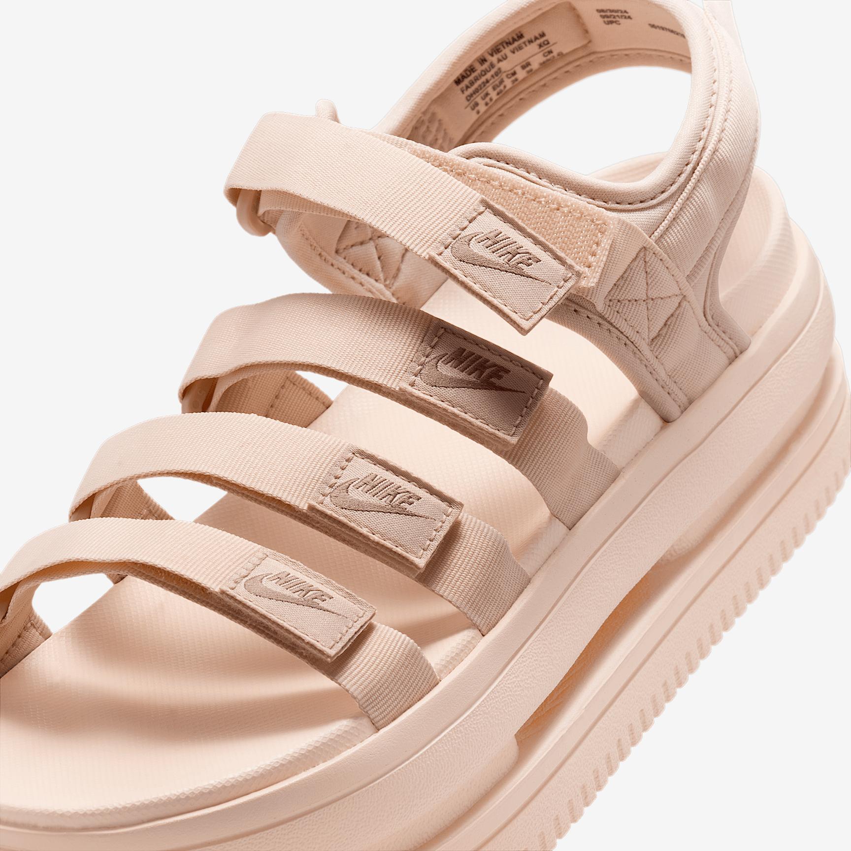 Nike Women's Icon Classic Sandals Product Image