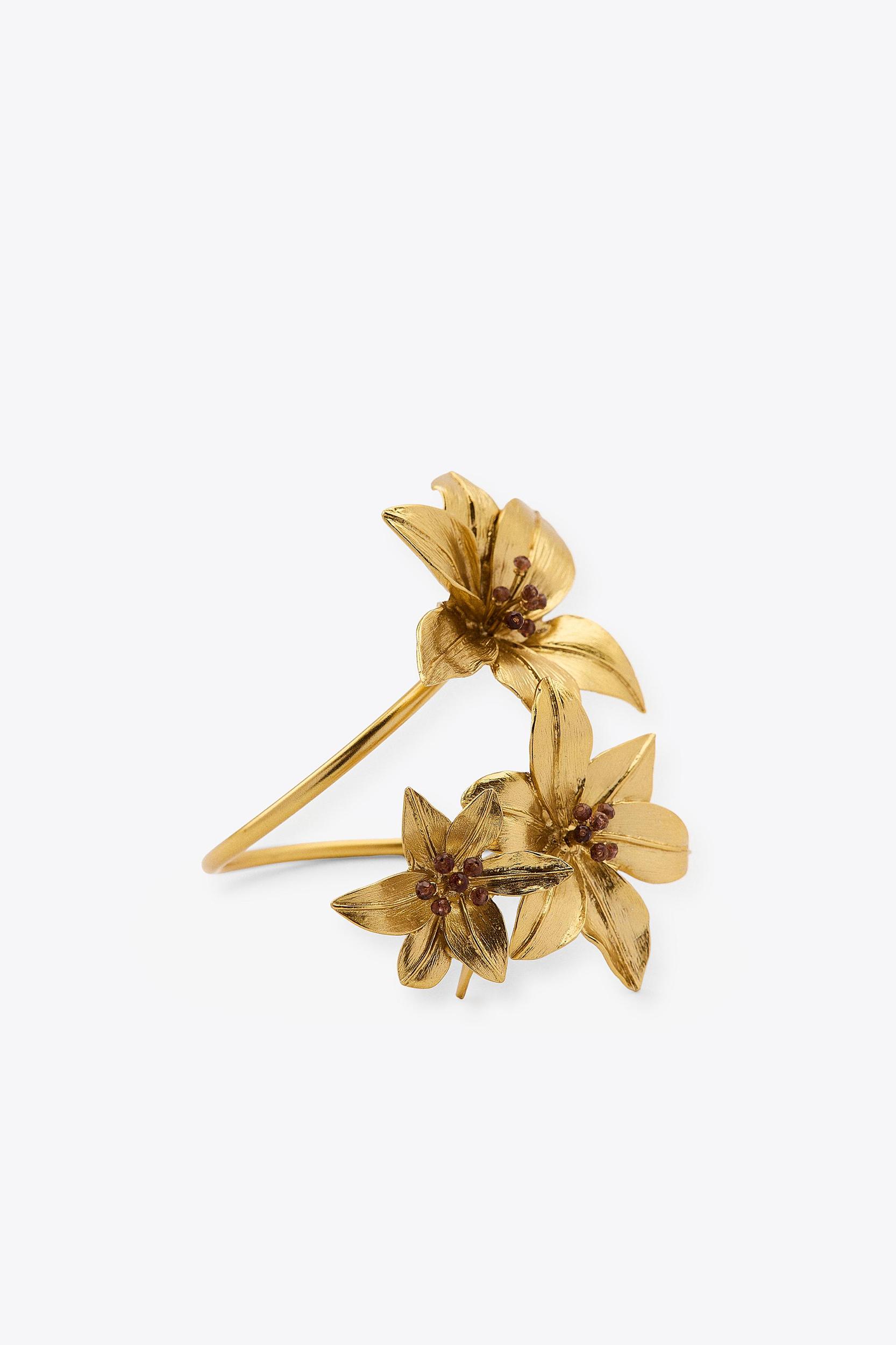 DOUBLE FLOWER BRACELET Product Image