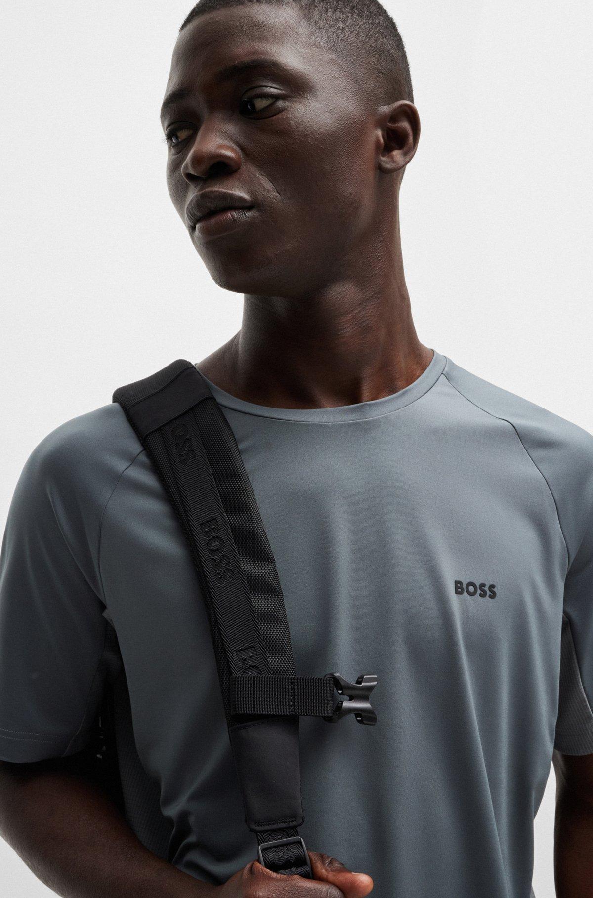 Performance-stretch T-shirt in mixed materials Product Image