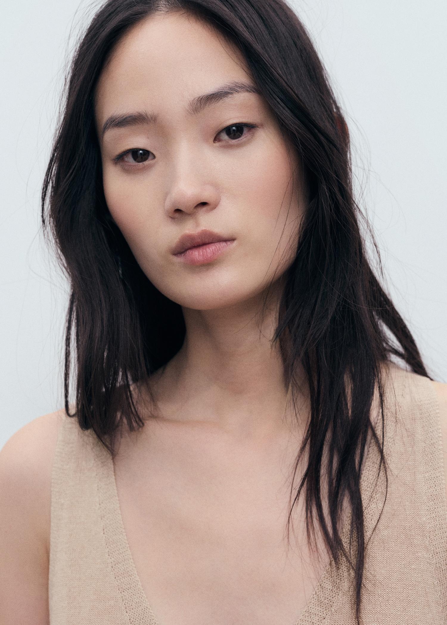 V-neck knit top - Women | MANGO USA Product Image