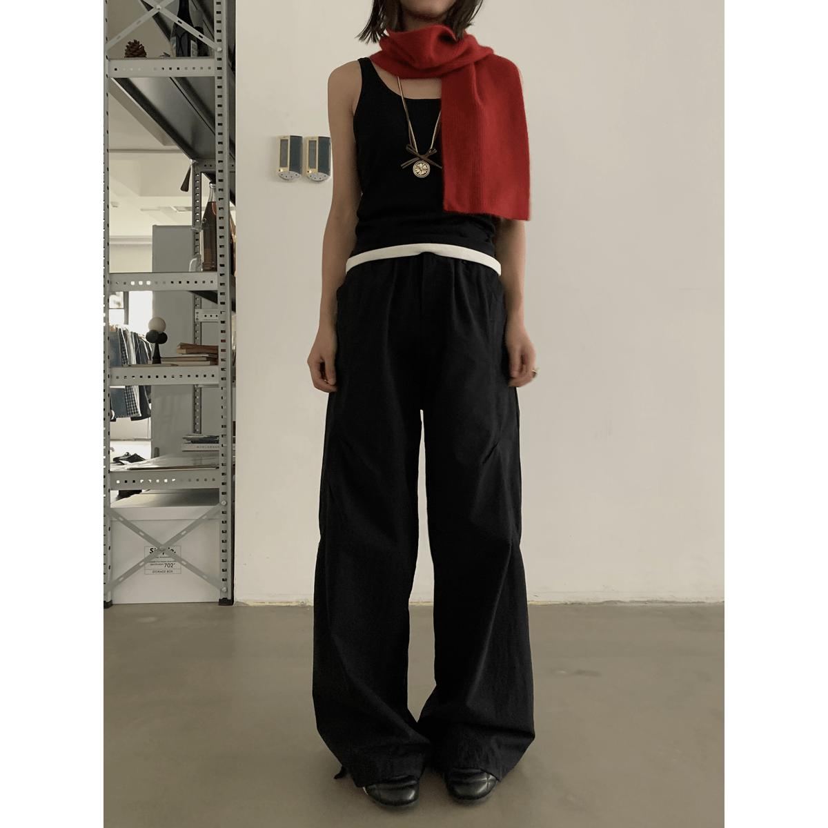 RT No. 18757 SILHOUETTE MACHETE STRAIGHT PANTS Product Image