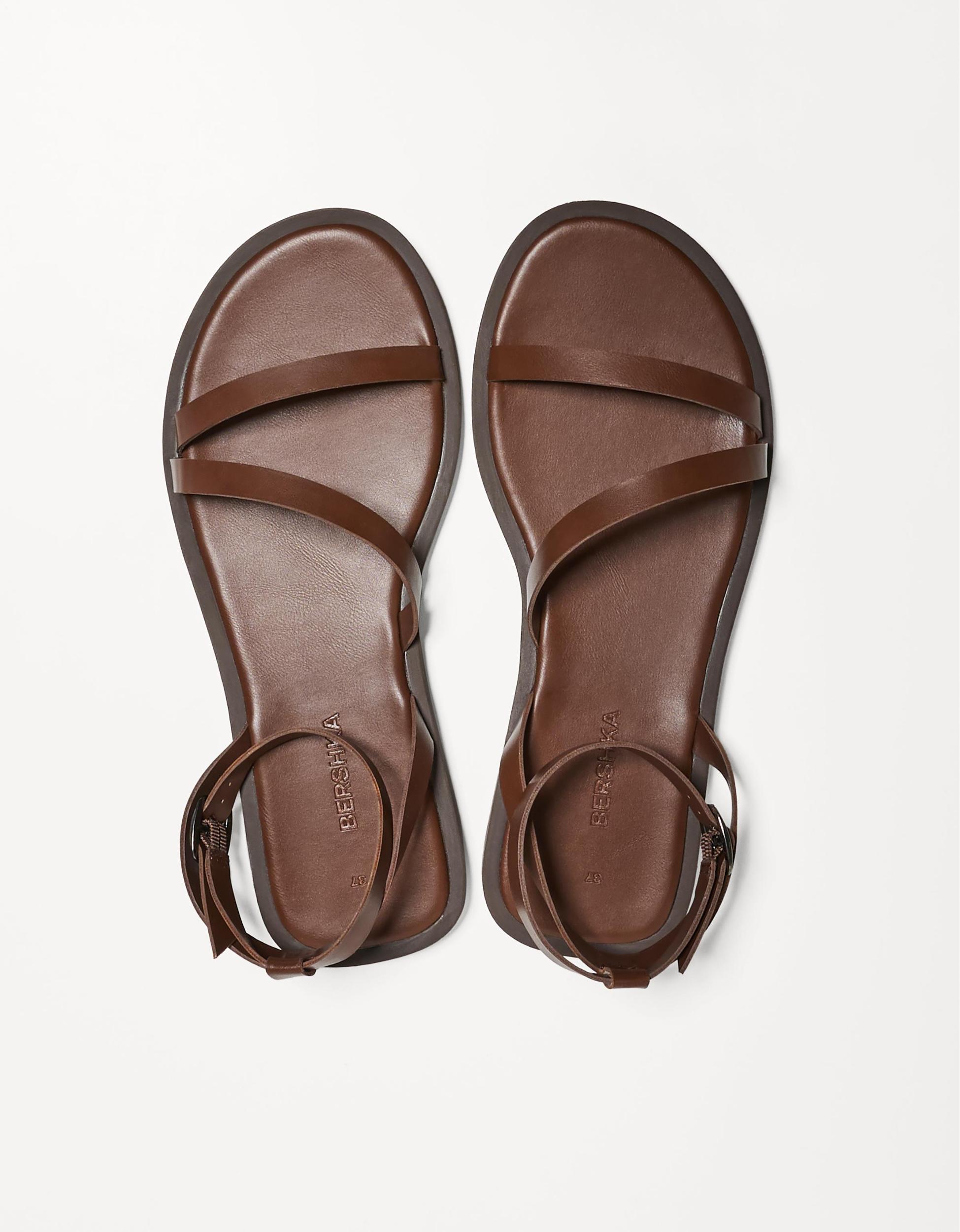 Flat sandals with straps Product Image