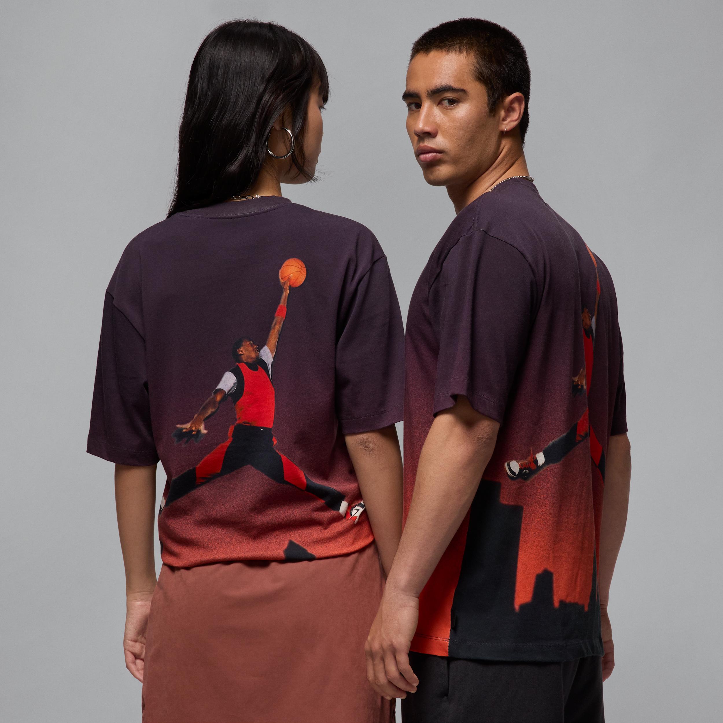 Men's Air Jordan 85 Gradient T-Shirt Product Image