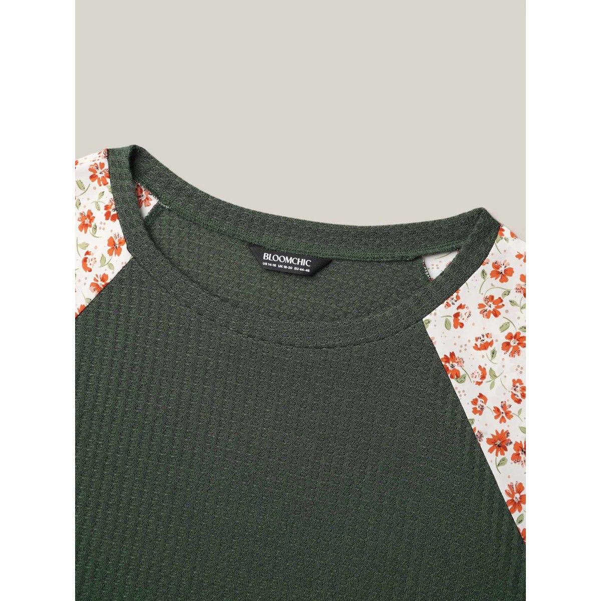 Plus Size Color-Block Printed Raglan Sleeve Waffle Knit T-Shirt ArmyGreen Women Elegant Texture Natural Flowers Round Neck Everyday T-shirts BloomChic 28/5X Product Image