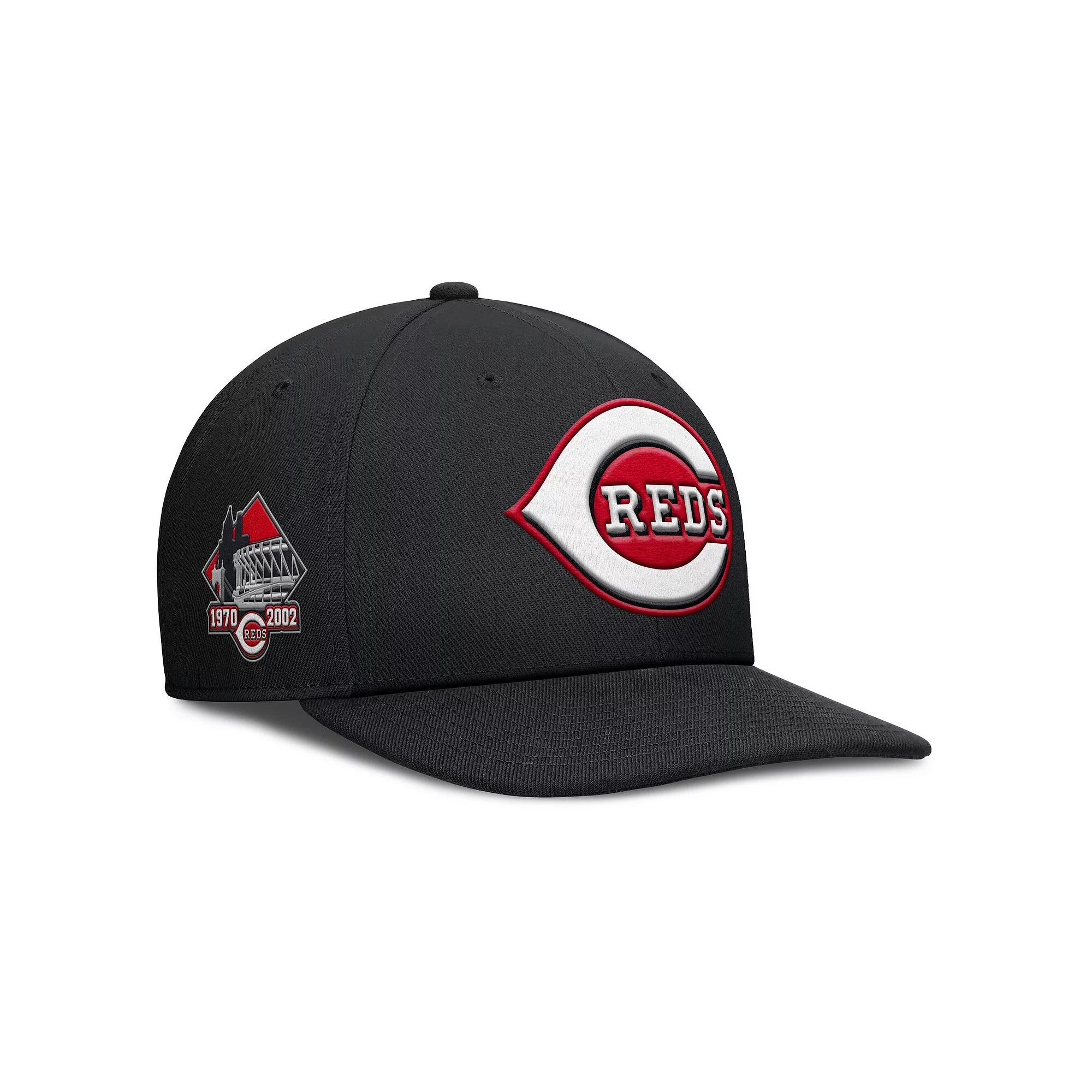 Men's Nike Black Cincinnati Reds Pro Performance Snapback Hat,  Product Image
