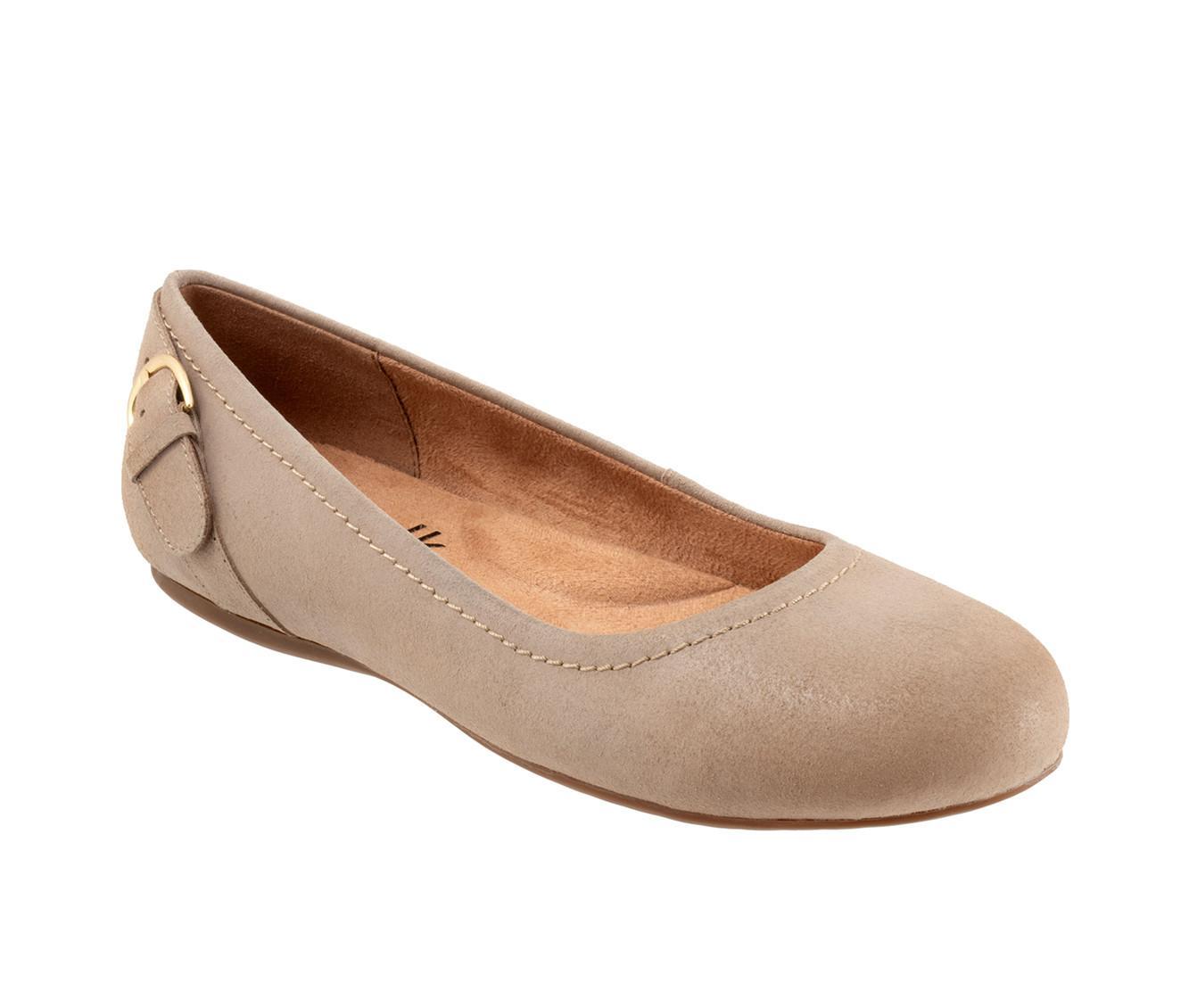 Women's Softwalk Sydney Flats Product Image