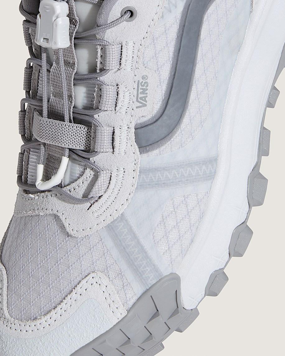 Crosspath XC Shoe in Light Grey| Vans US Product Image