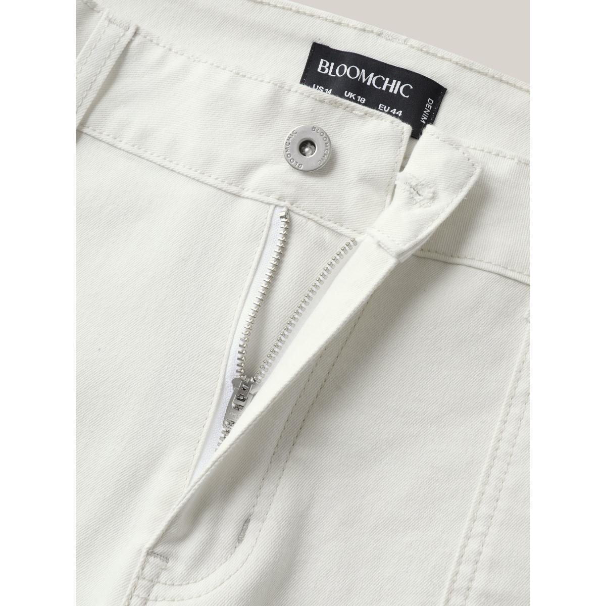 Plus Size Cotton Cropped Straight-Leg Mid-Rise Jeans Women Originalwhite Medium stretch Slanted pocket Jeans BloomChic 24/3X Product Image