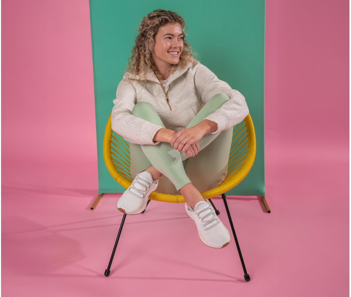 Women's New Balance Roav V1 Sneakers Product Image