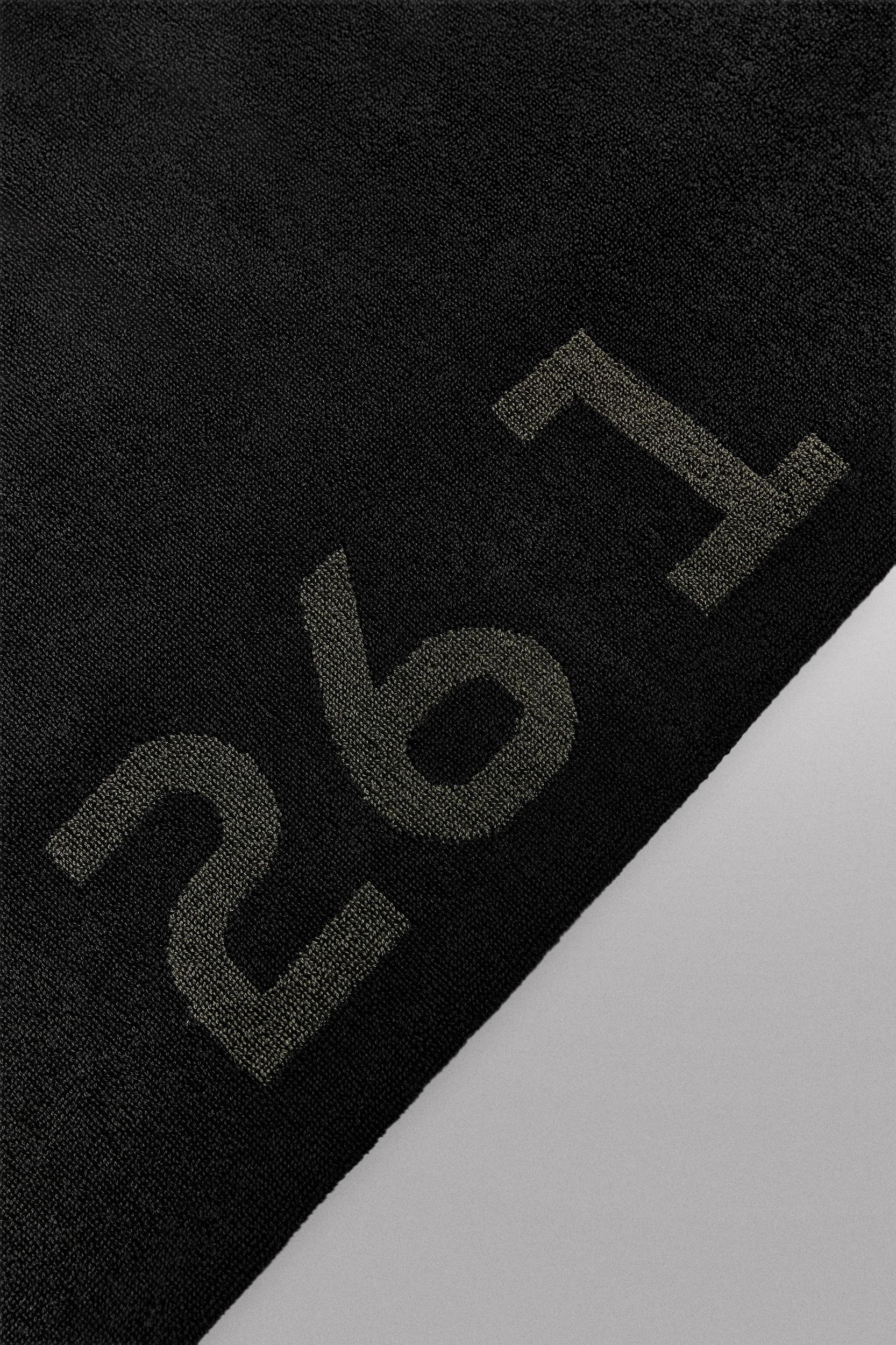 LARGE WORKOUT TOWEL Product Image