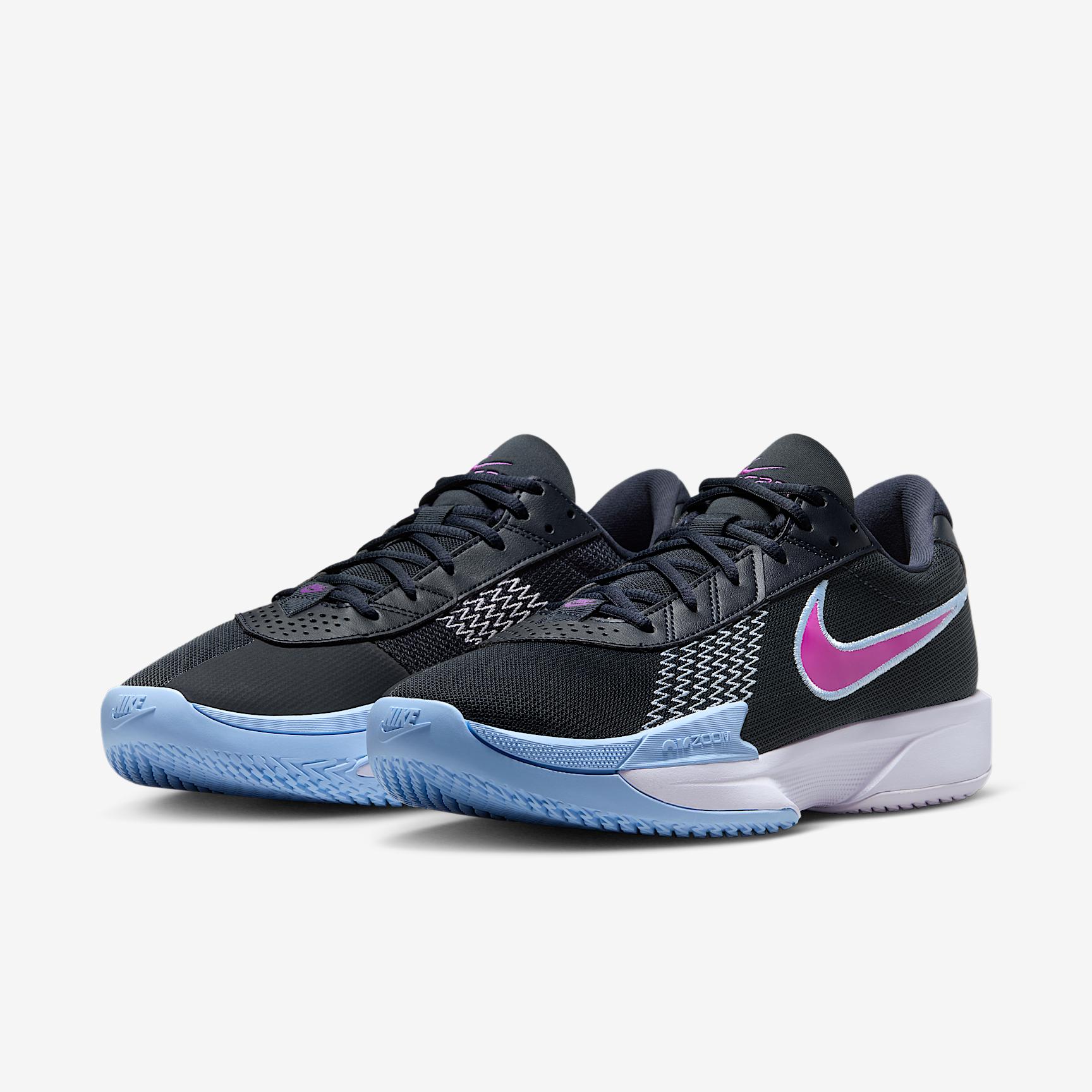 Nike Men's G.T. Cut Academy Basketball Shoes Product Image