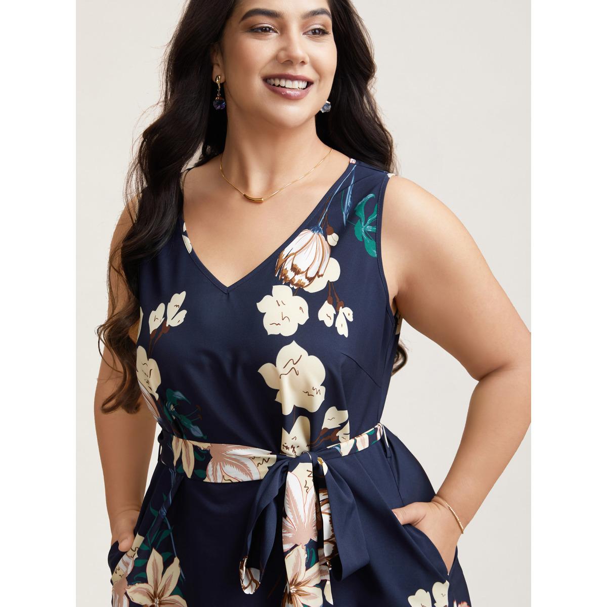 Plus Size Floral Print V Neck Pockets Midi Dress DarkBlue Women Elegant Belted V-neck Sleeveless Curvy BloomChic 30/6X Product Image