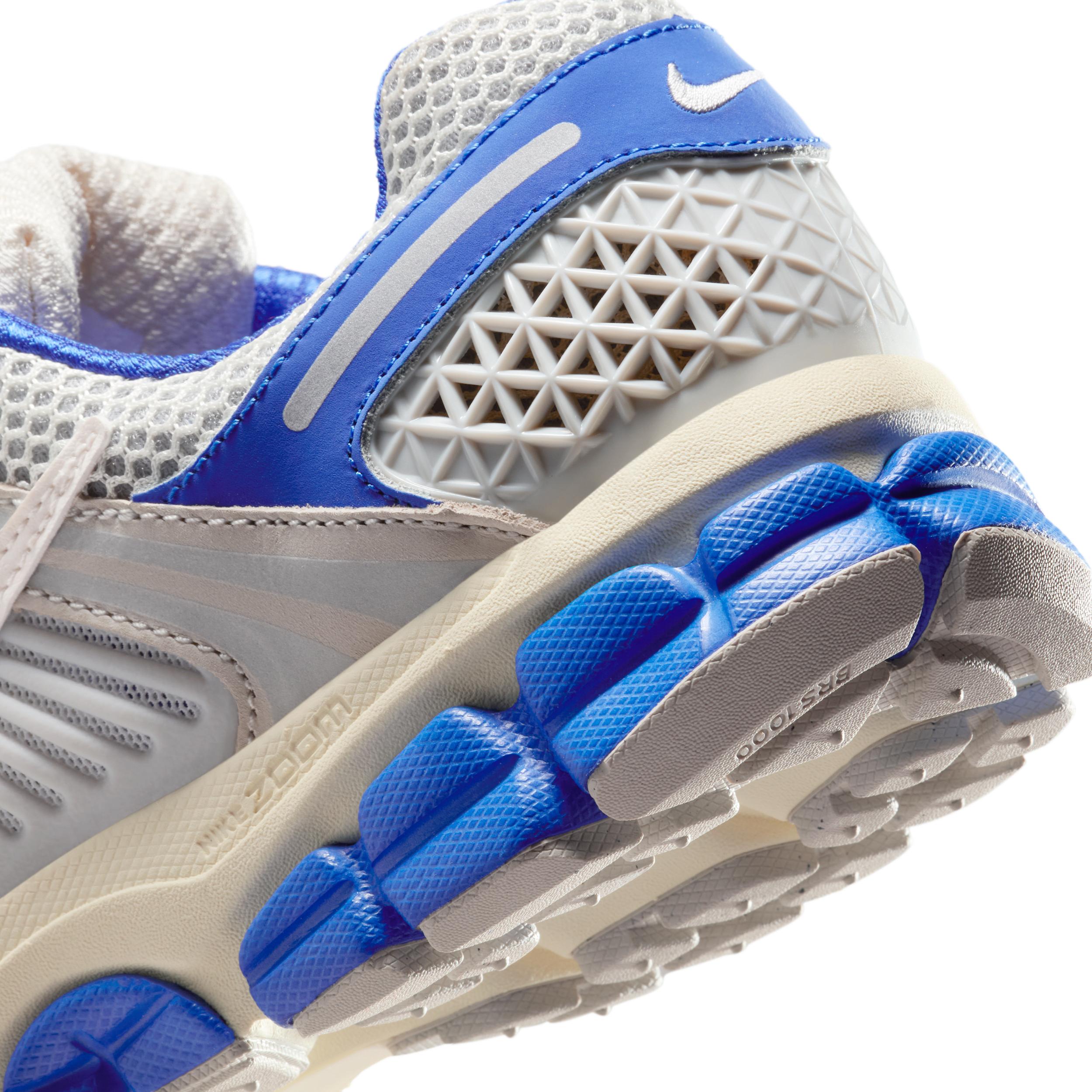 Nike Women's Zoom Vomero 5 Shoes Product Image