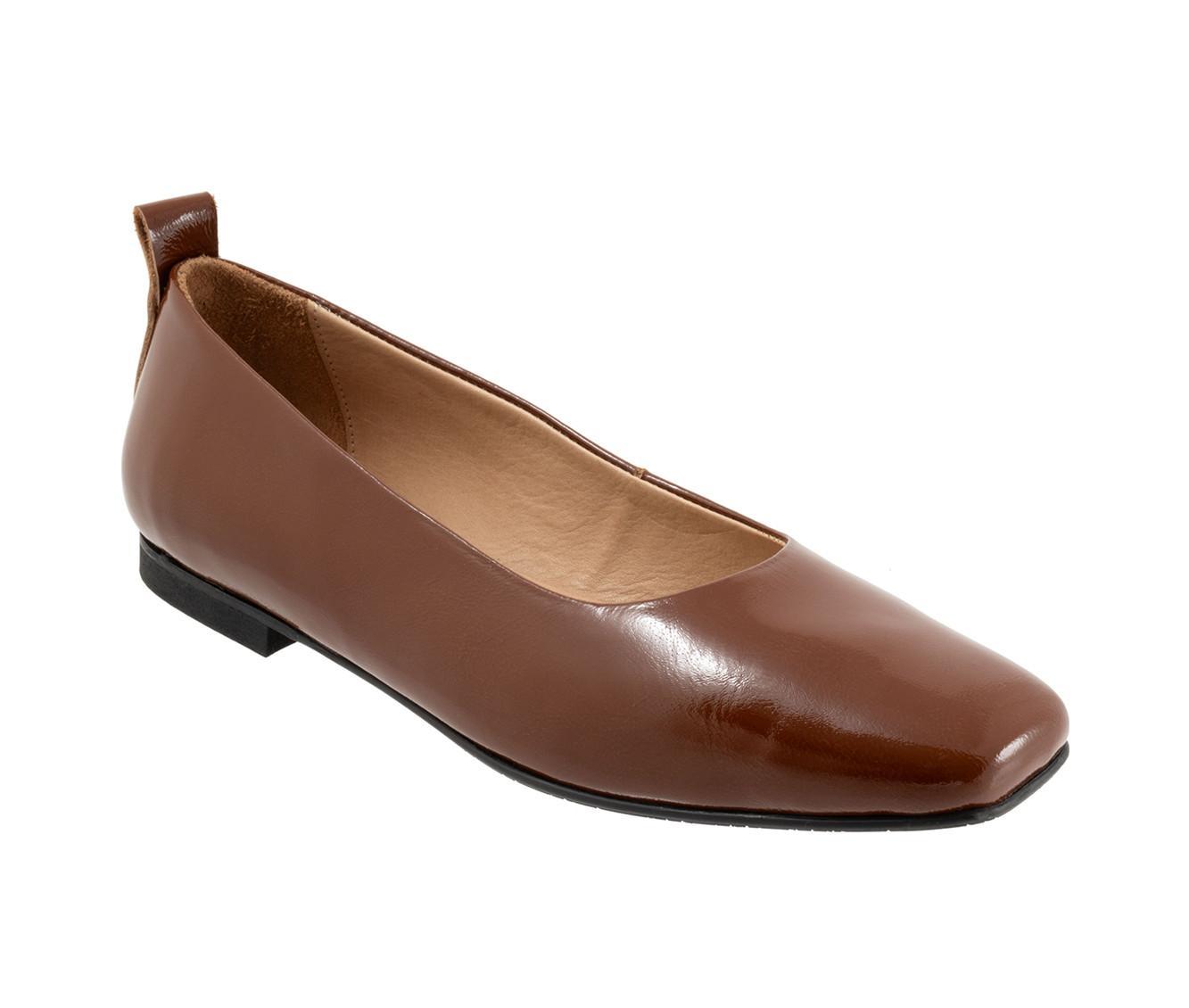 Women's Bueno Elizabeth Flats Product Image