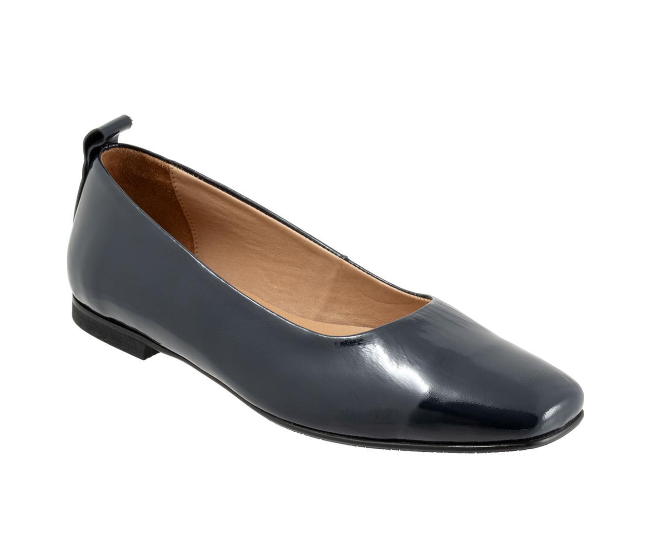 Women's Bueno Elizabeth Flats Product Image