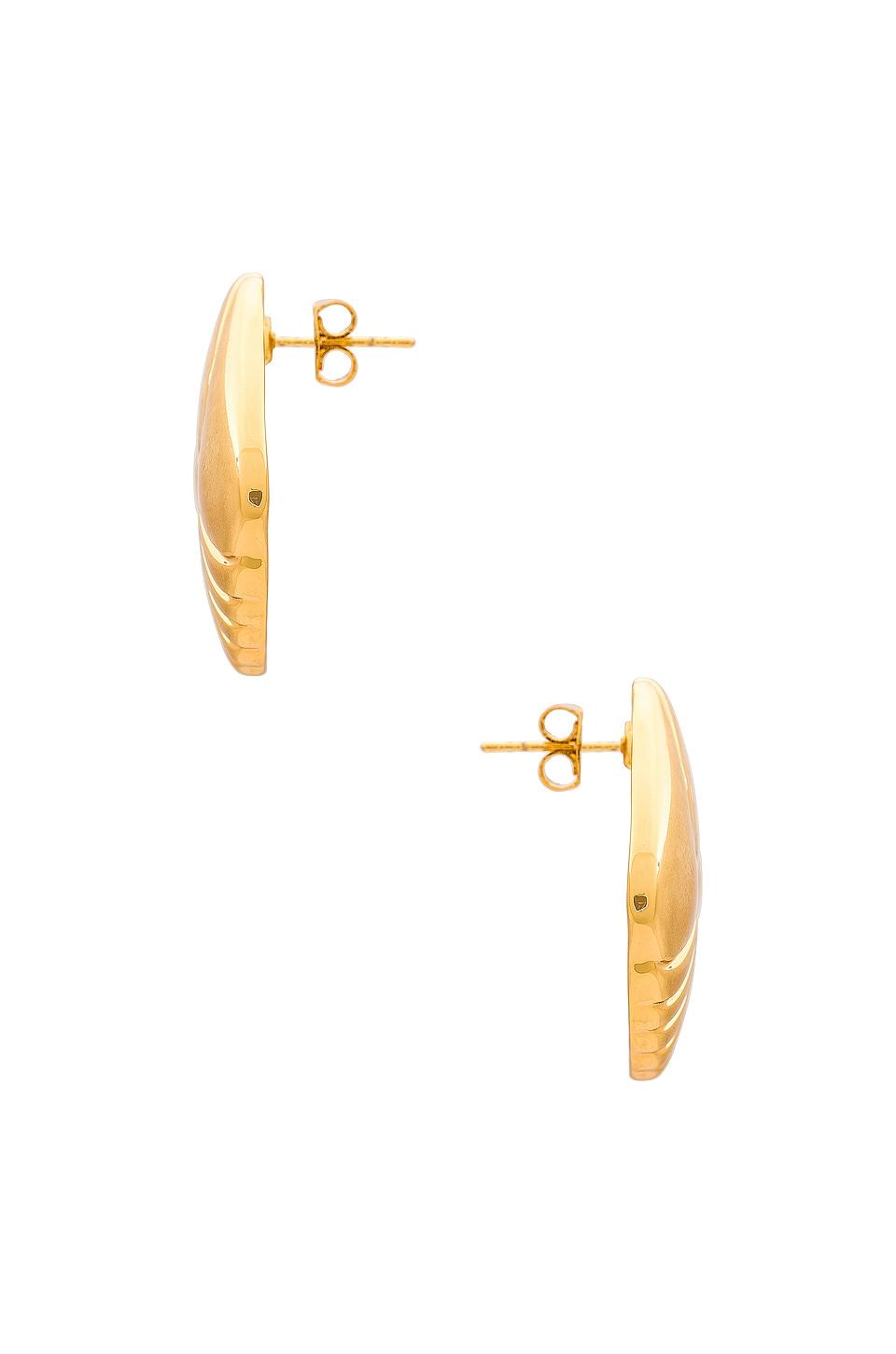 Tabi Earrings Heaven Mayhem Product Image