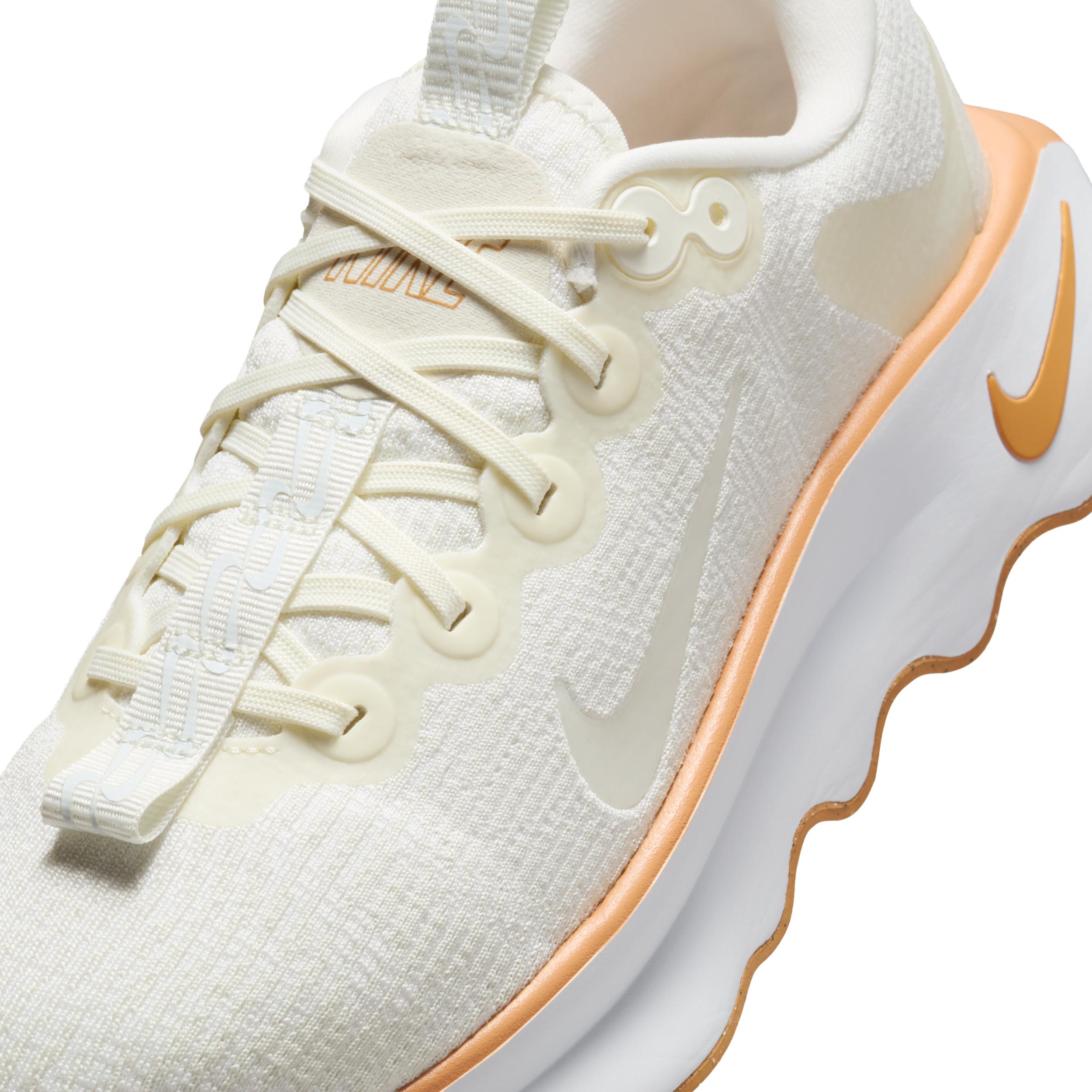 Nike Women's Motiva Walking Shoes Product Image