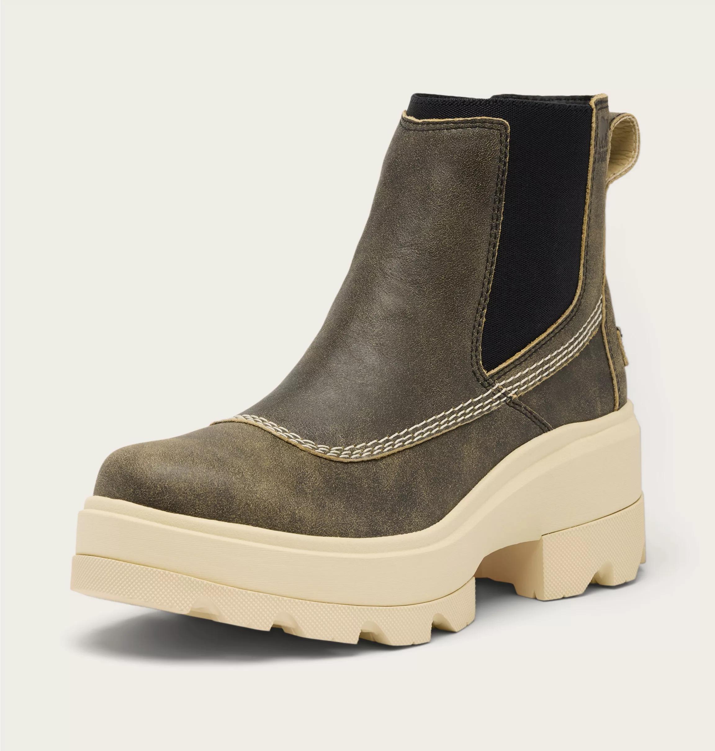 JOAN FRWD™ Women's Chelsea Boot Product Image