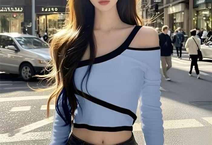 Long-Sleeve Off-Shoulder Contrast Trim Cutout Slim Fit Crop Top Product Image