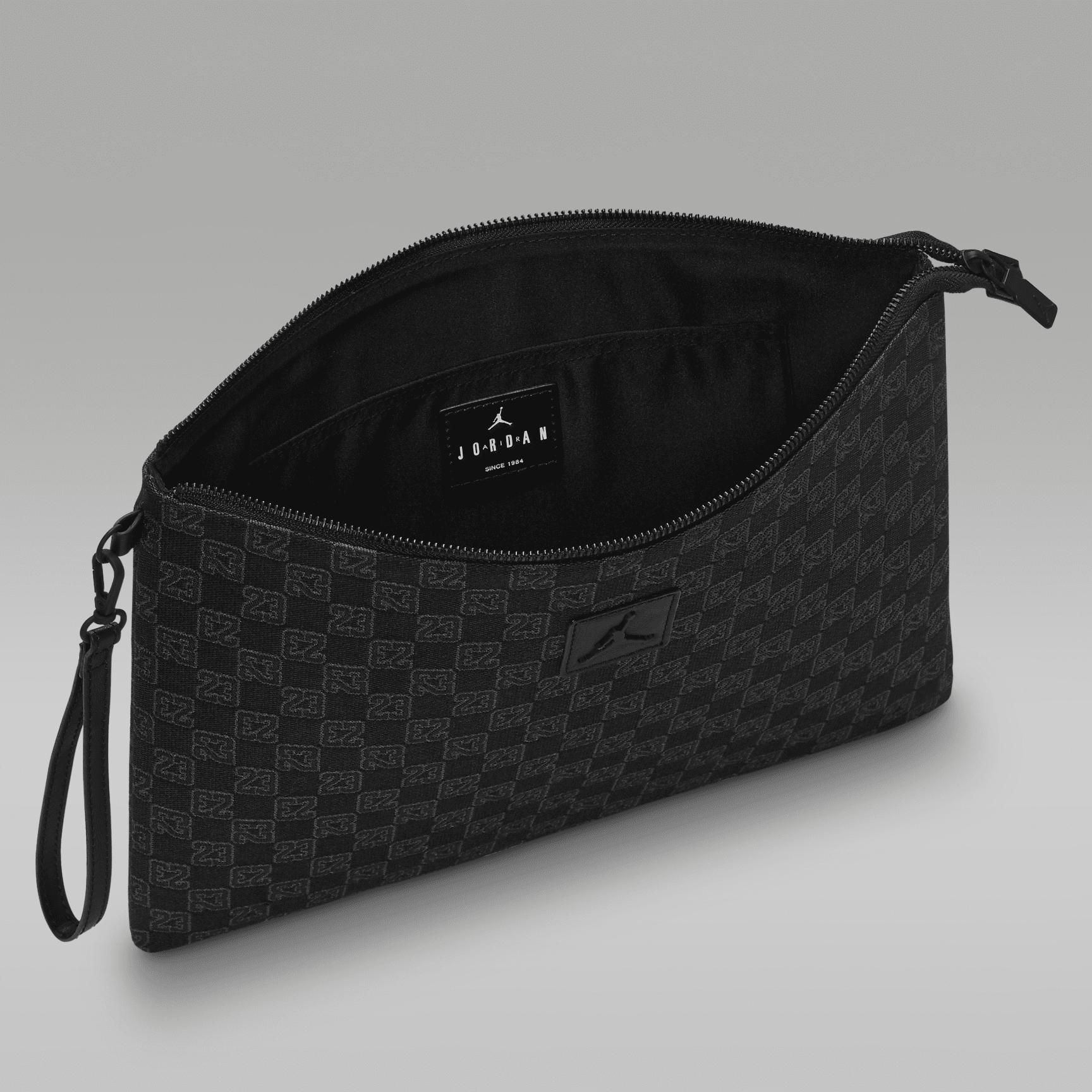Jordan Monogram Pouch (0.98L) Product Image