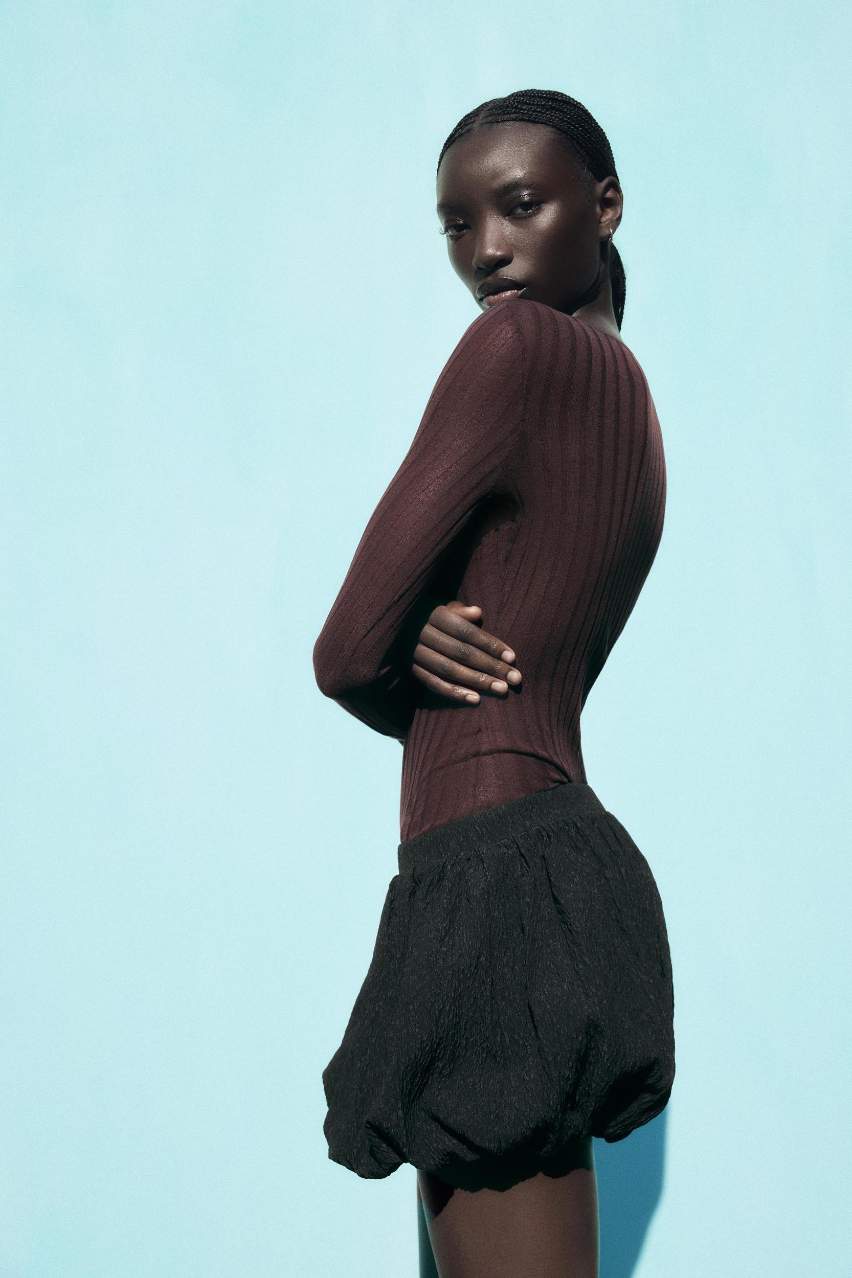 BALLOON MINI SKIRT Product Image