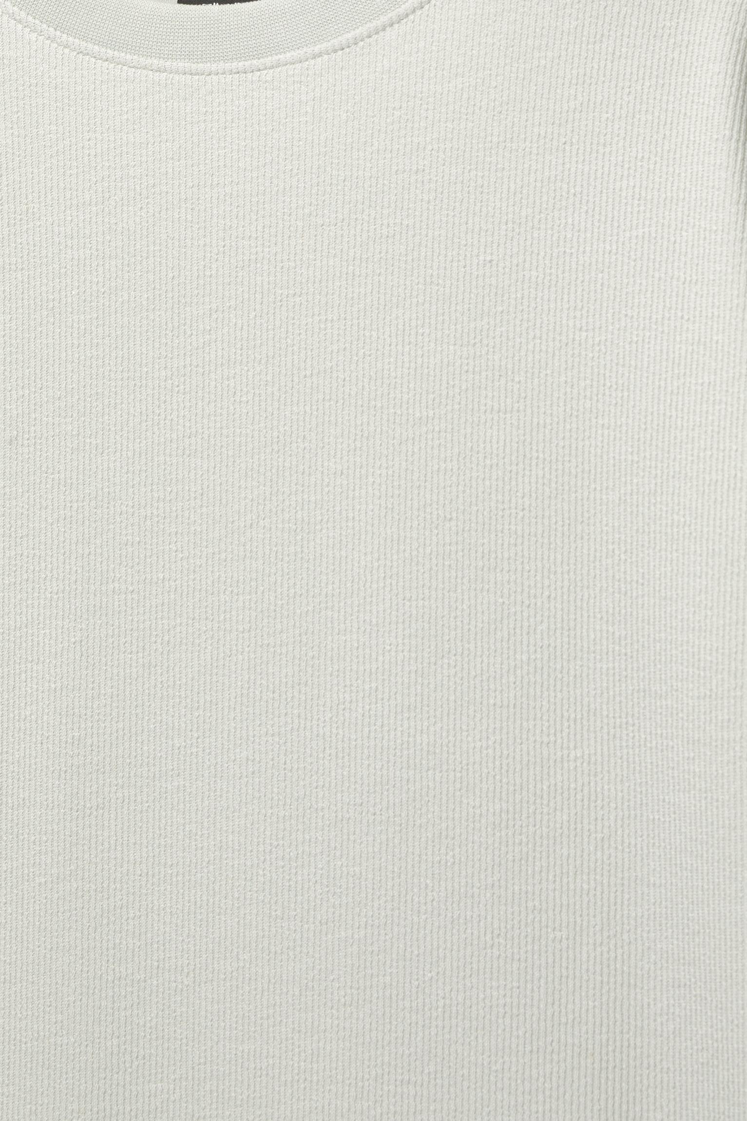 Textured short sleeve sweatshirt Product Image