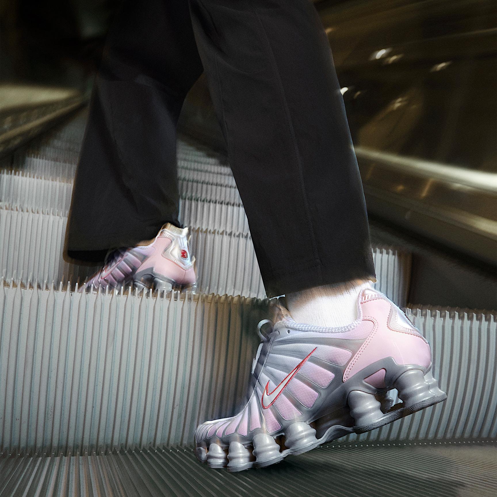 Nike Womens Shox TL Shoes | HV2520-001 Product Image