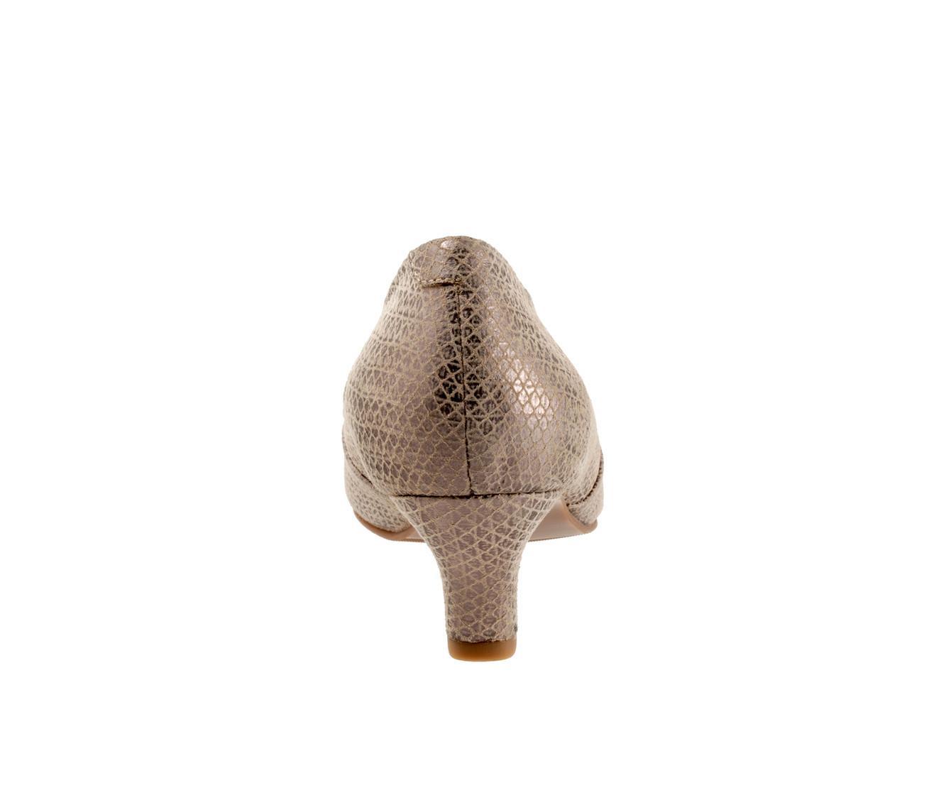 Women's Trotters Kylie Pumps Product Image