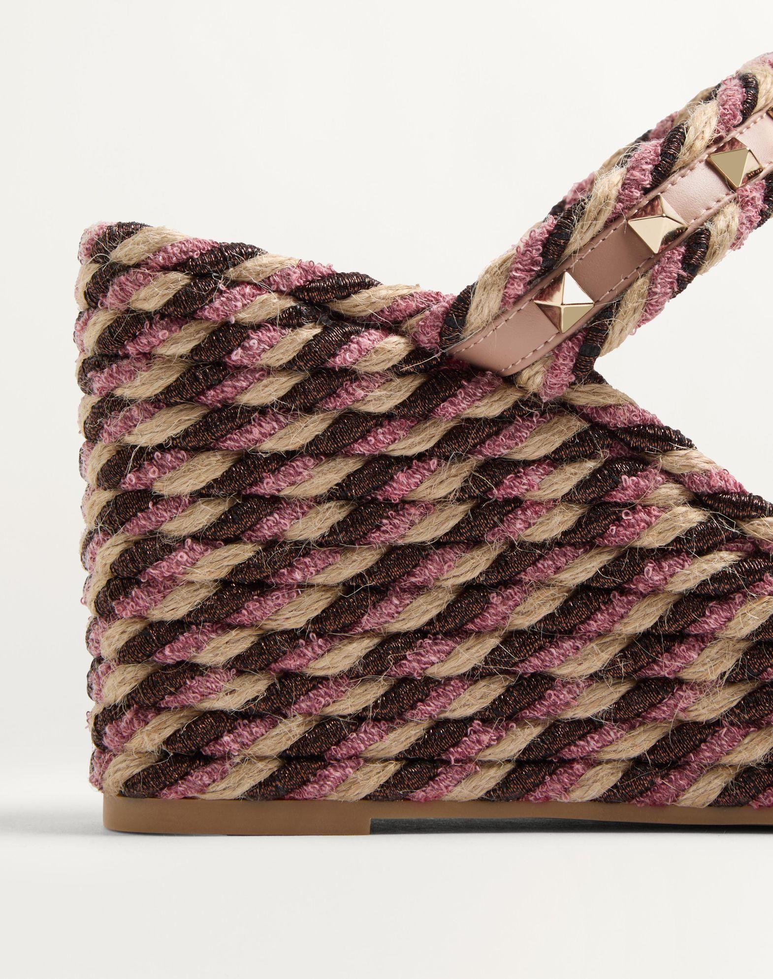 Rockstud Wedge In Calfskin 90Mm Product Image