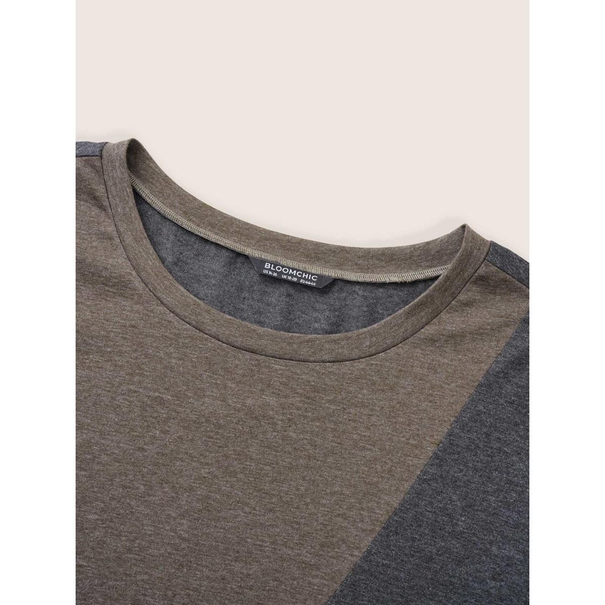 Plus Size Two Tone Contrast Round Neck T-shirt Multicolor Women Casual Contrast Plain Round Neck Everyday T-shirts BloomChic 18-20/2X Product Image