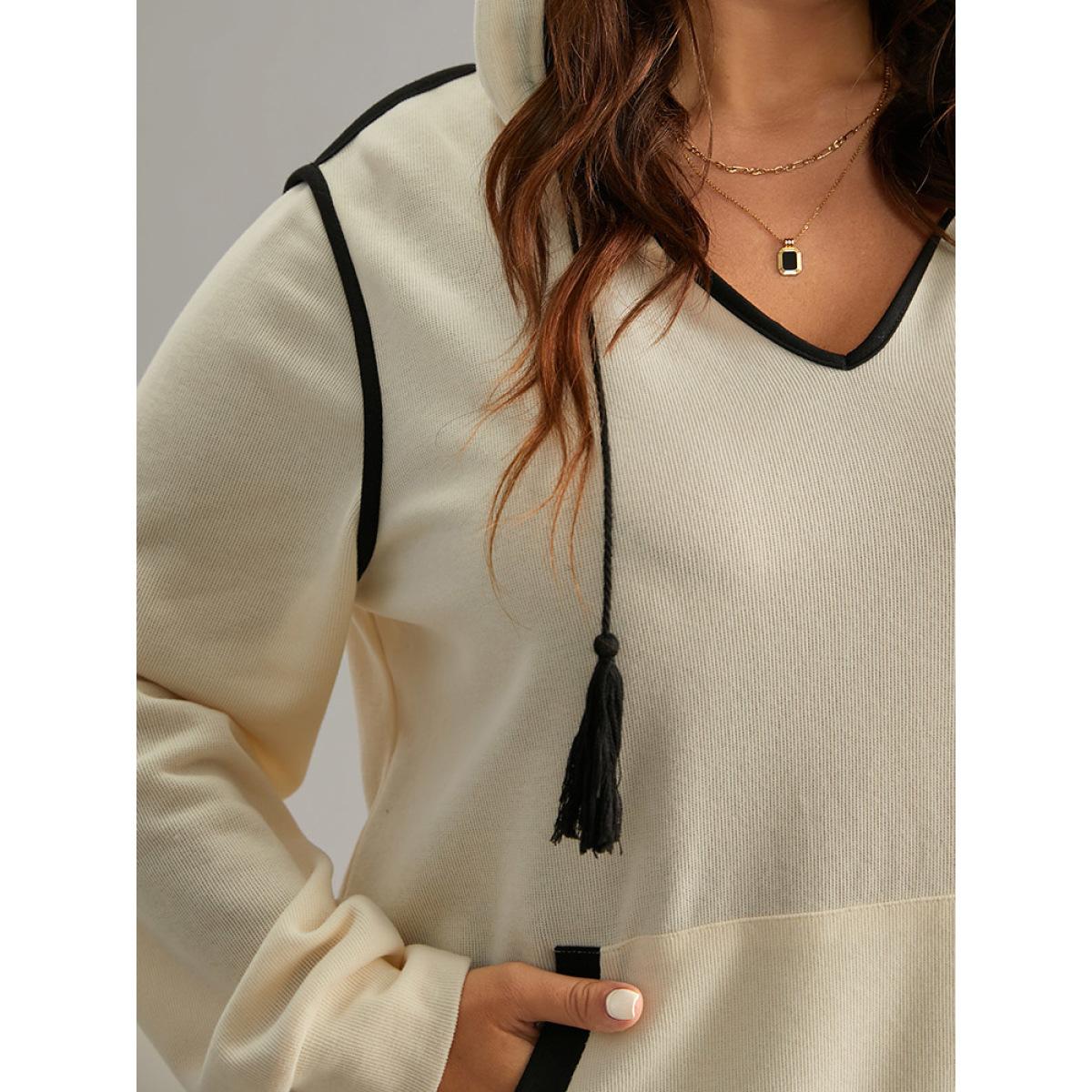 Plus Size Contrast Hooded Tassel Trim Knit Sweatshirt Women White Casual Tassels Hooded Everyday Sweatshirts BloomChic 26/4X Product Image