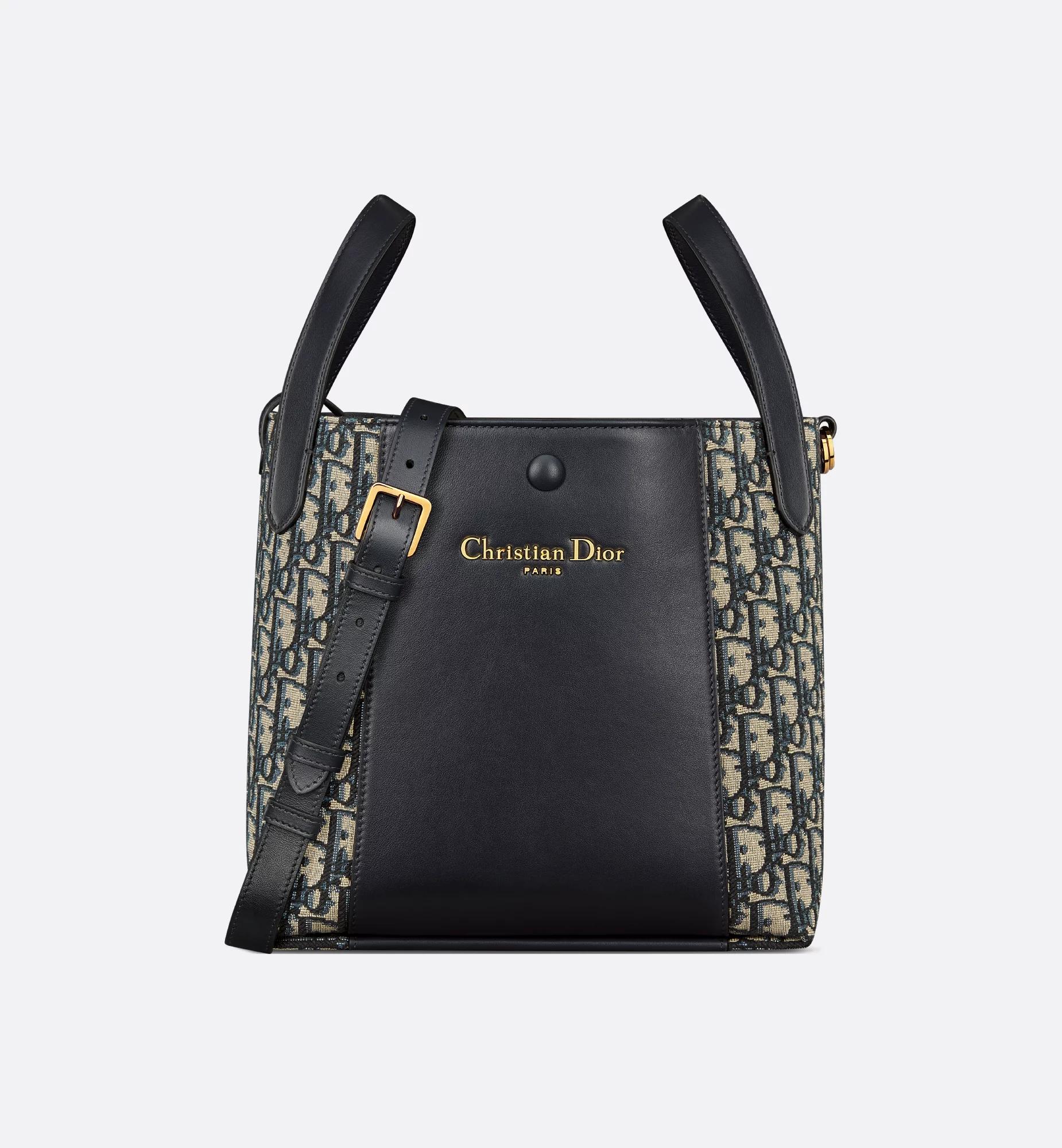 Medium Signature Bucket Bag Product Image