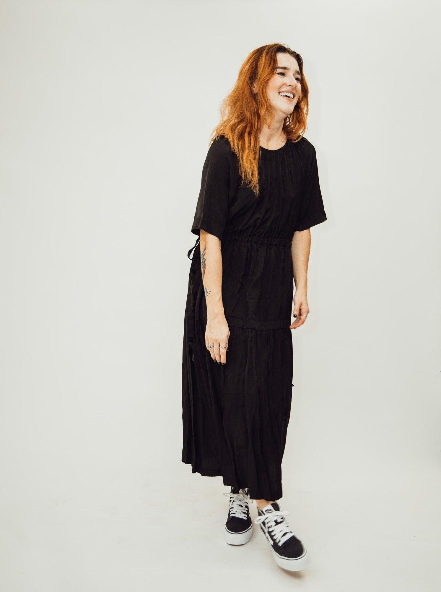 Mod Ref The Ollie  Dress - Black Product Image