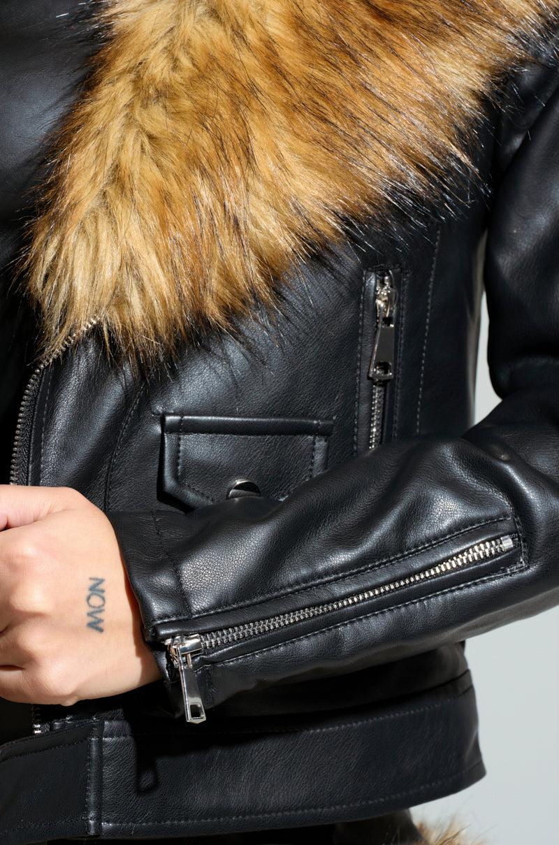 AUSSY FUR COLLAR MOTO Product Image