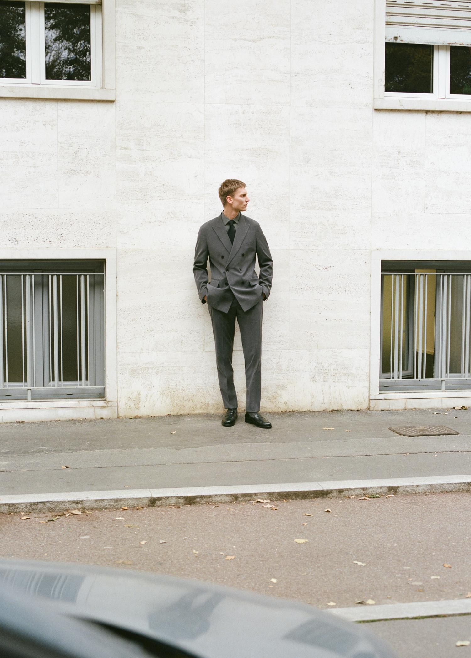 Monaco slim-fit suit pants - Men | MANGO USA Product Image