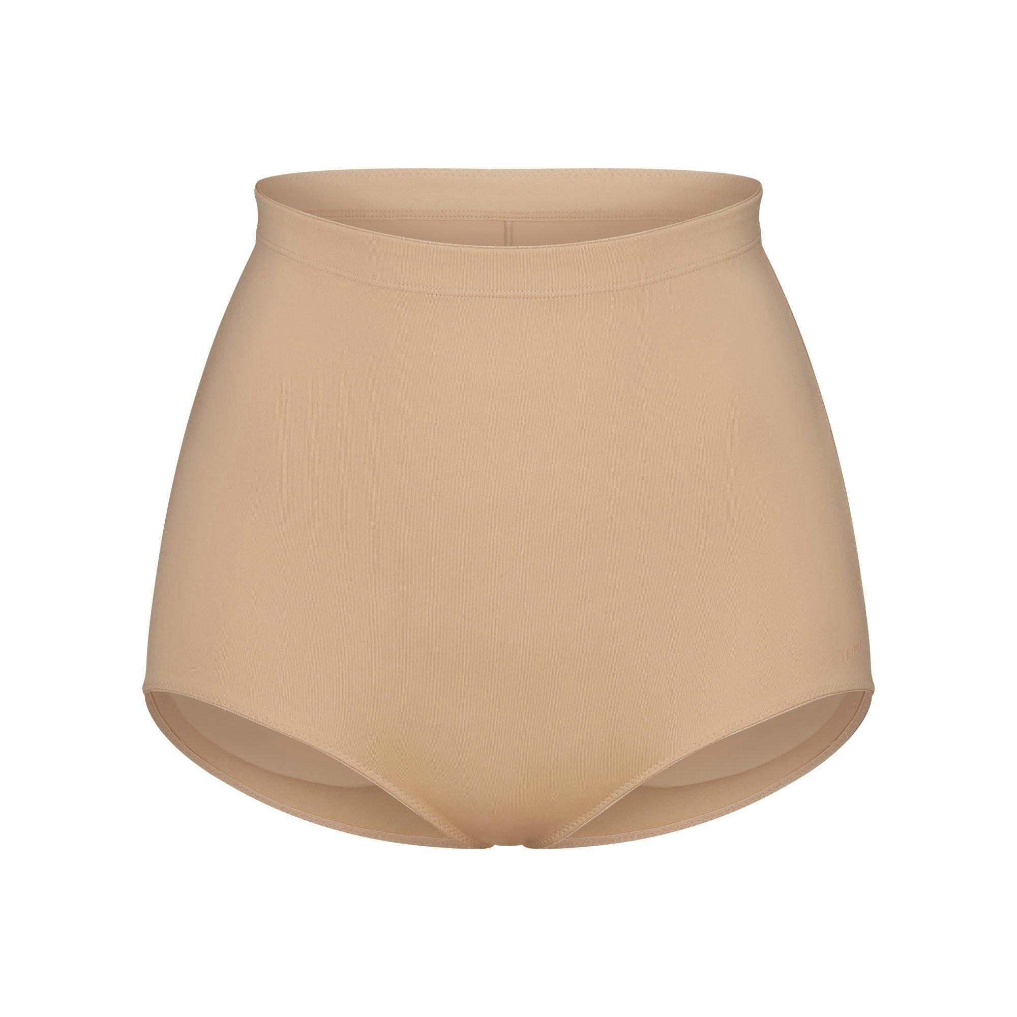 SKIMS BODY BUTT ENHANCING PADDED BRIEF | ONYX Product Image