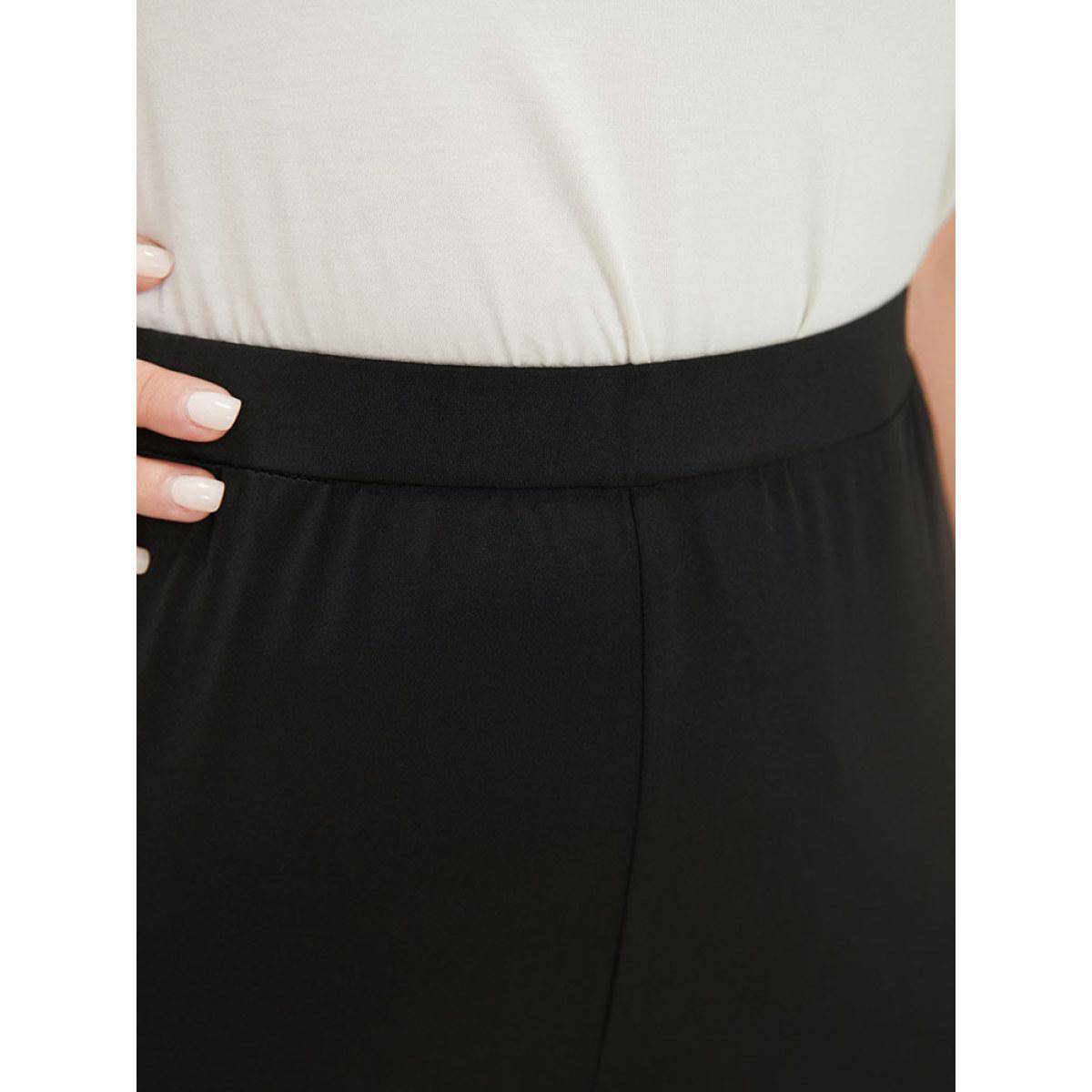 Plus Size Plain Crisscross Mesh Patchwork Cropped Leggings Women Black Elegant High stretch Skinny High Rise Dailywear Leggings BloomChic 12/L Product Image