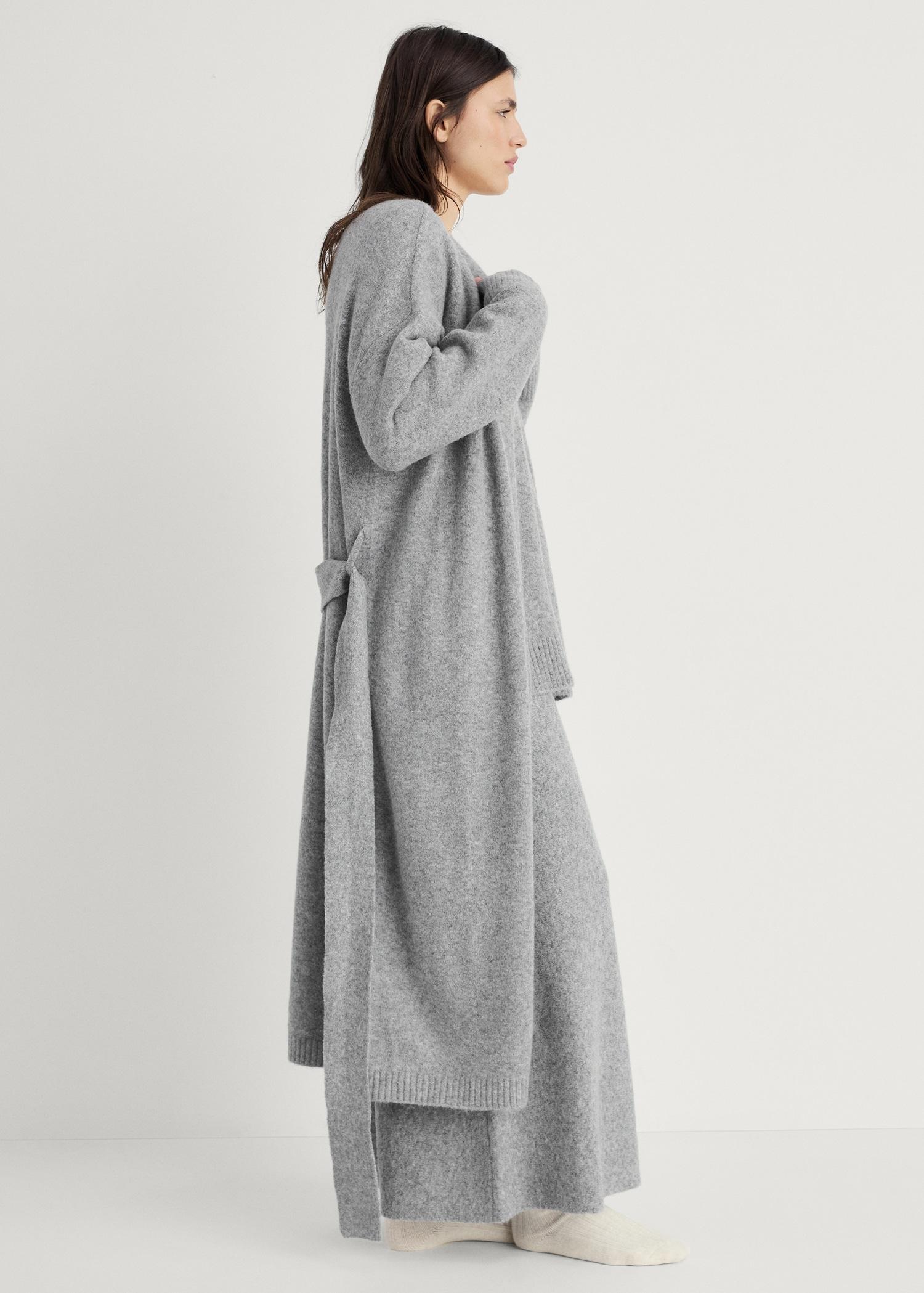 Long knitted cardigan - Women | MANGO USA Product Image