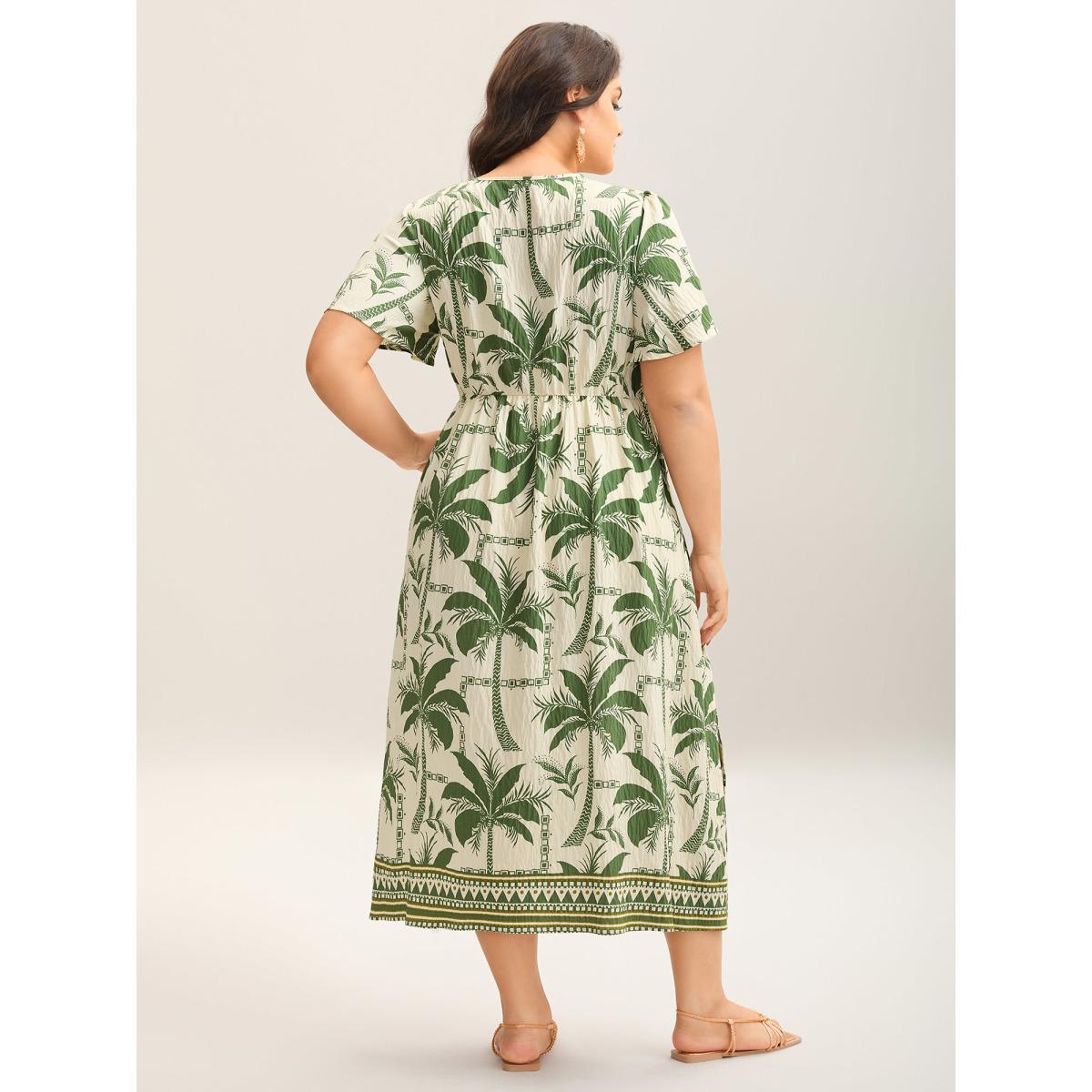 Plus Size Tropical Tree Print Contrast Hem Maxi Dress Moss Women Overlap Collar Short sleeve Curvy BloomChic 28/5X Product Image