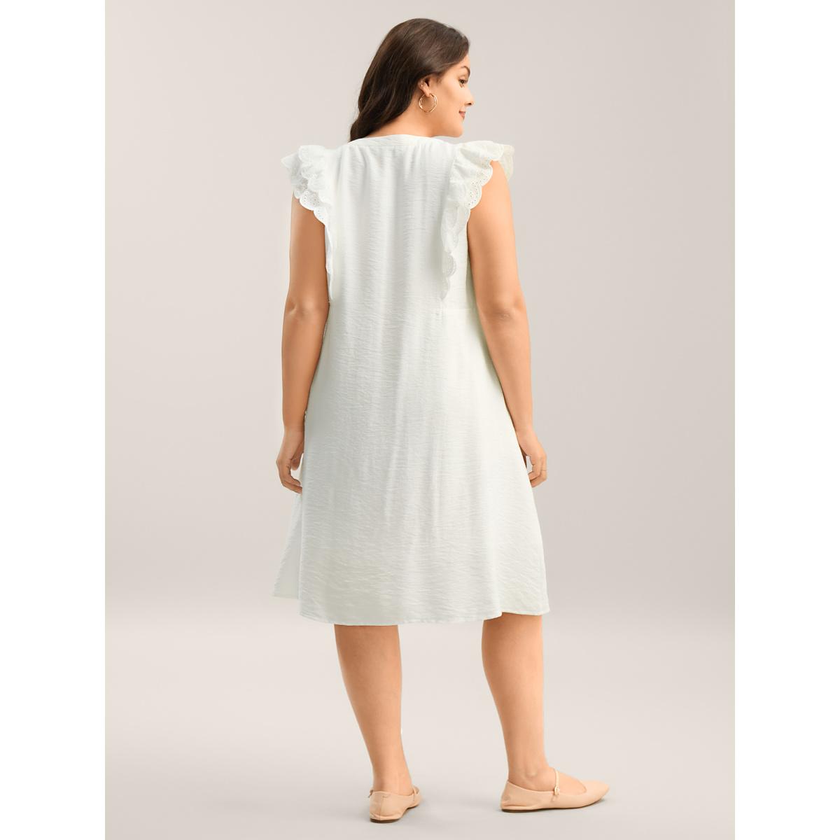 Plus Size Lace Trim Pleated Button Shirt Dress Originalwhite Women Flat collar with V-notch Cap Sleeve Curvy BloomChic 30/6X Product Image